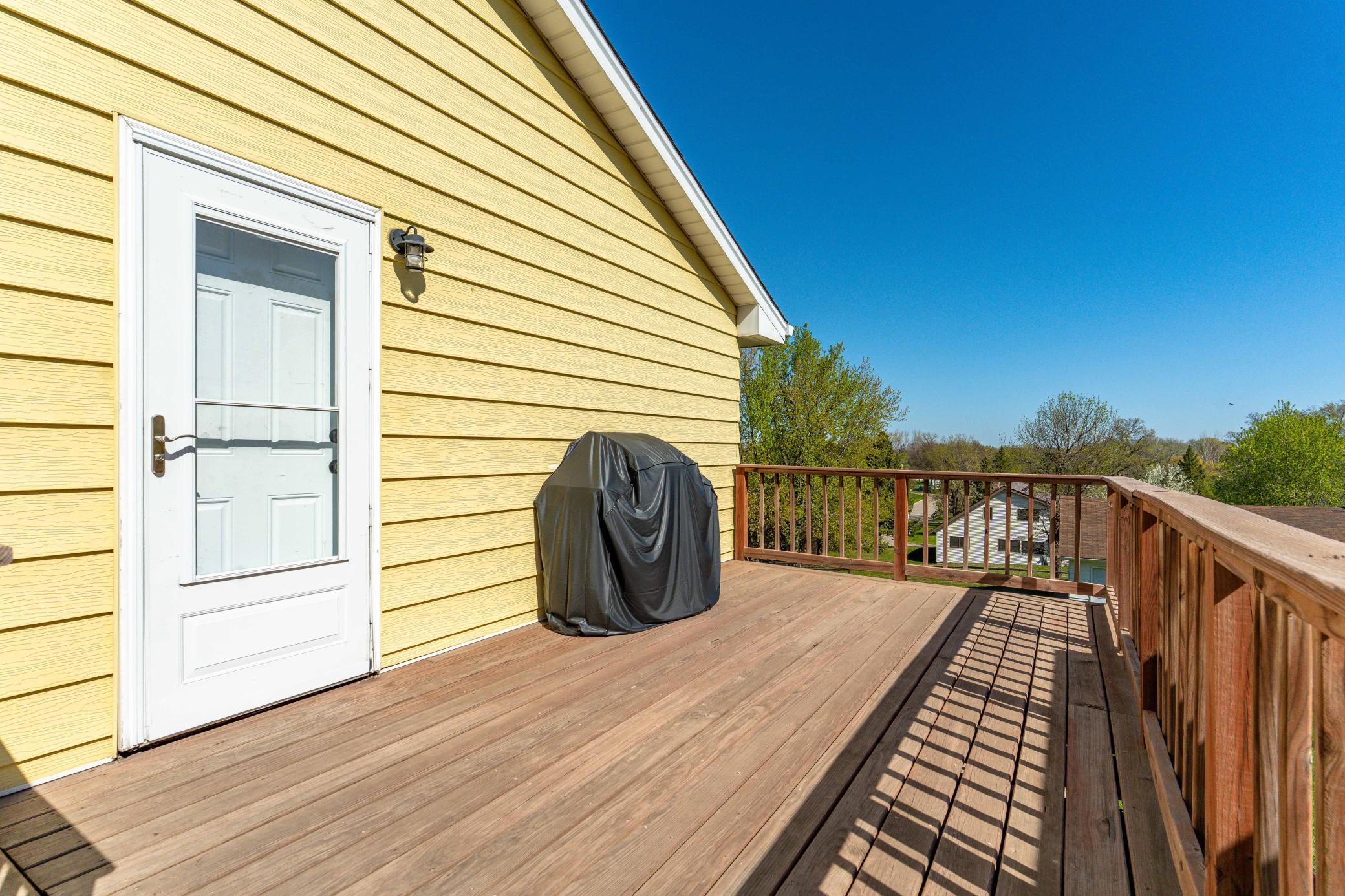 1959 single family home for sale at 326 W Gustavus Avenue in Fergus Falls, MN — 3 bed, 2 bath (photo 18 of 57)