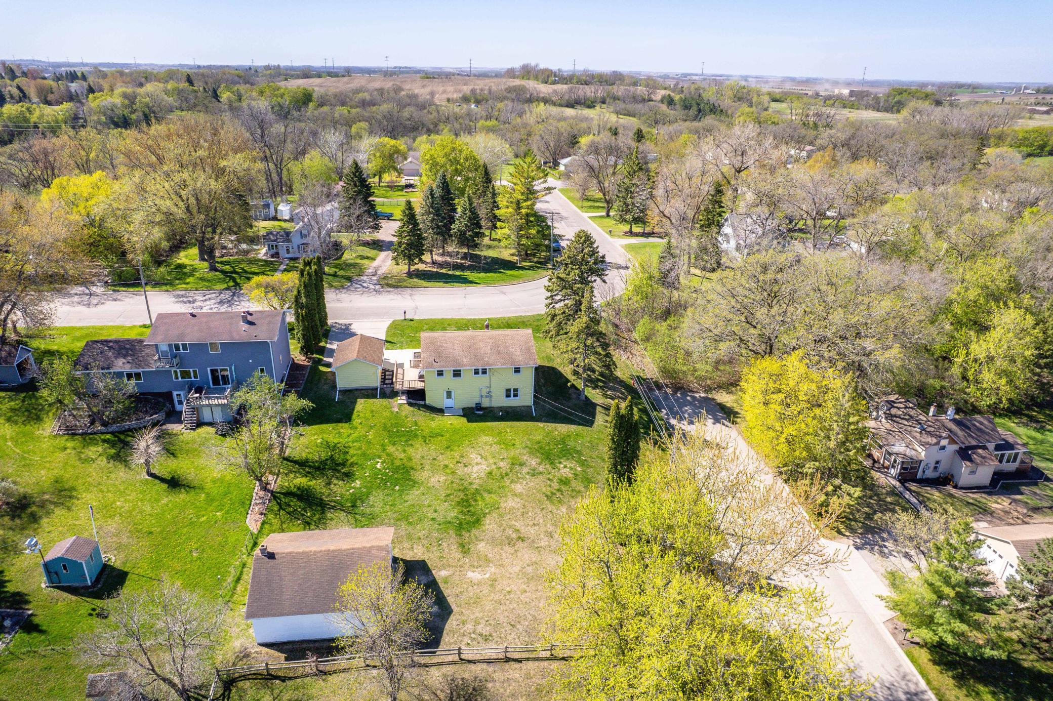 1959 single family home for sale at 326 W Gustavus Avenue in Fergus Falls, MN — 3 bed, 2 bath (photo 49 of 57)