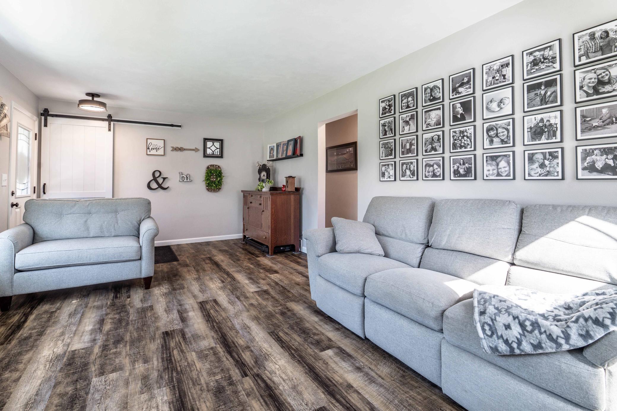 1959 single family home for sale at 326 W Gustavus Avenue in Fergus Falls, MN — 3 bed, 2 bath (photo 9 of 57)