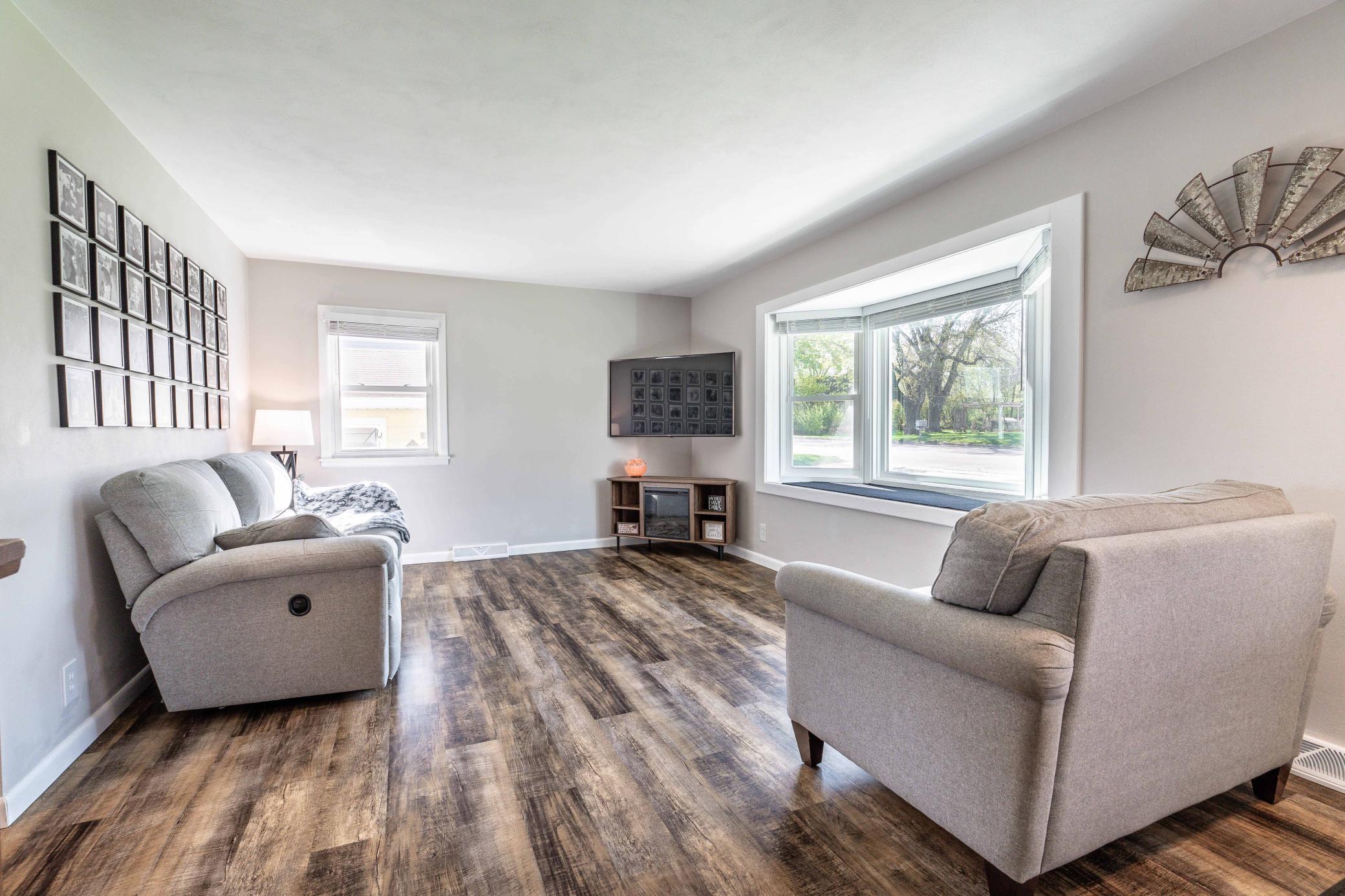 1959 single family home for sale at 326 W Gustavus Avenue in Fergus Falls, MN — 3 bed, 2 bath (photo 10 of 57)