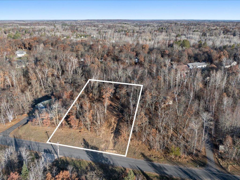 2026 single family home for sale at 7638 Ski Chalet Drive in Breezy Point, MN — 2 bed, 2 bath (photo 9 of 9)