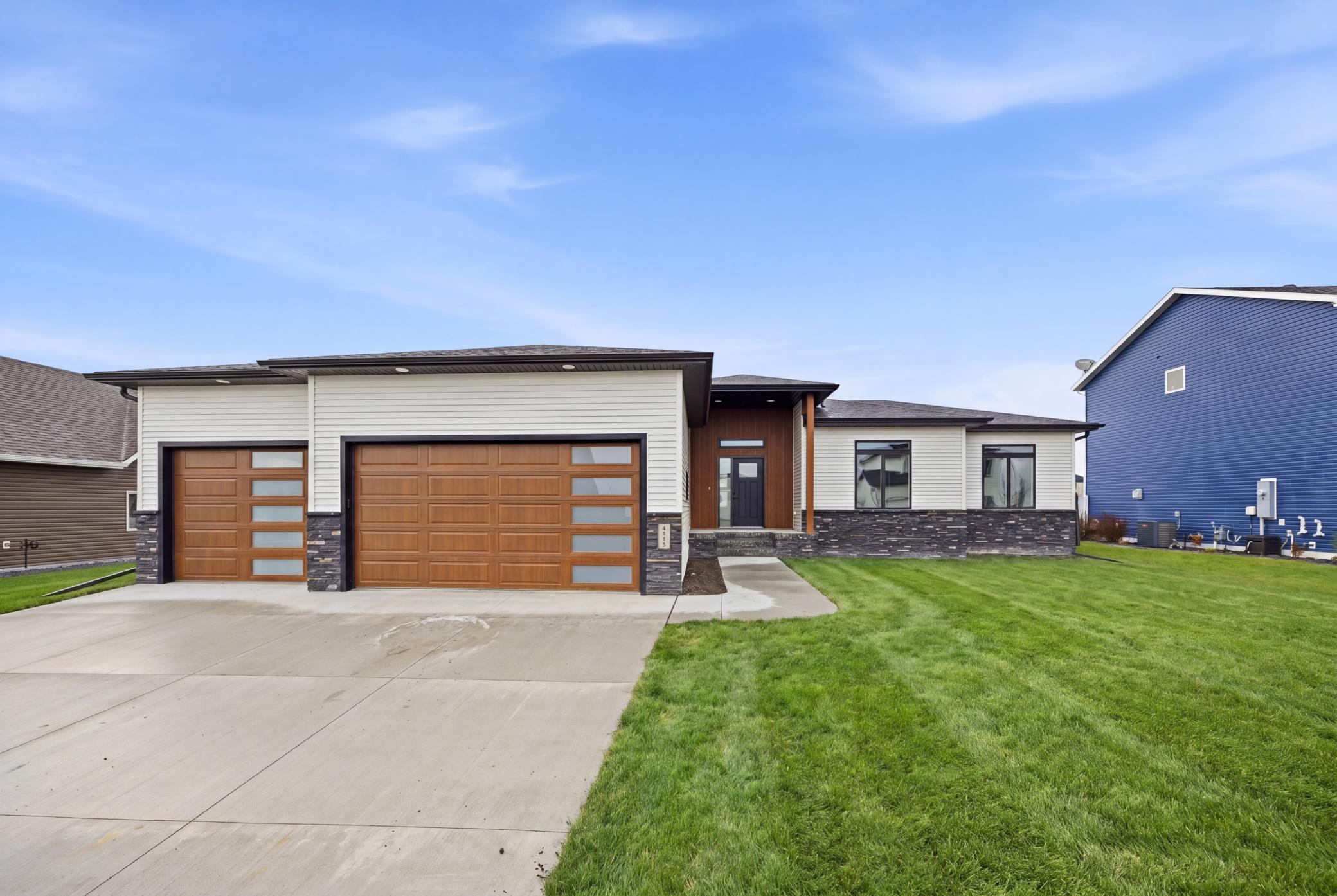 2026 single family home for sale at 4328 23rd Avenue S in Moorhead, MN — 5 bed, 3 bath