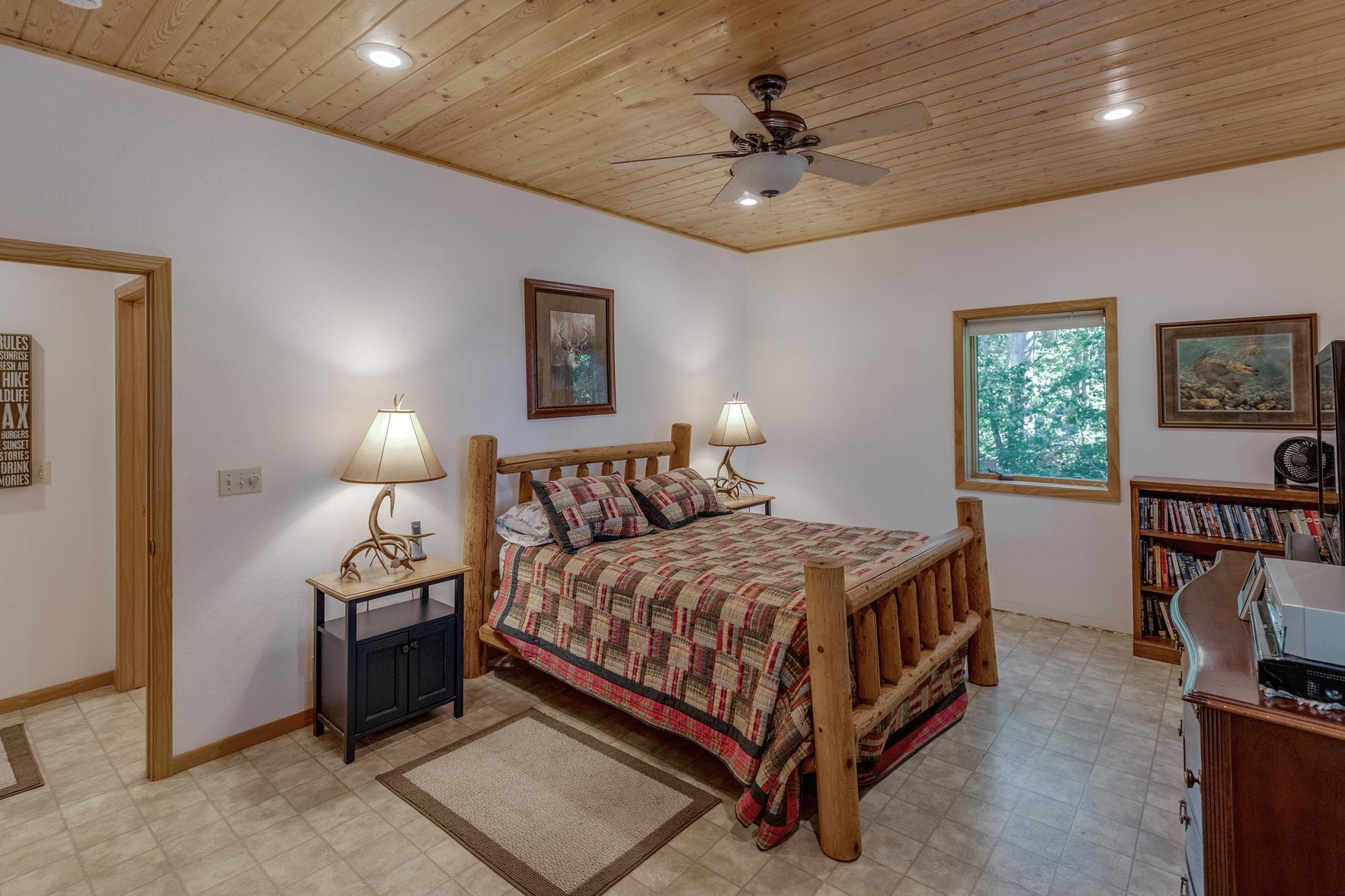 11027 Oak Point Road NW, Cass Lake MN 56633 - Photo 16 of 43