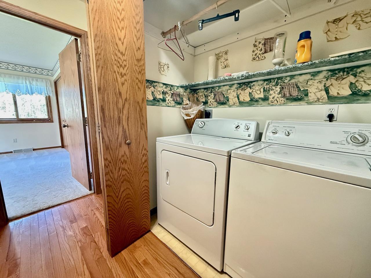 1997 single family home for sale at 1400 S Cascade Street in Fergus Falls, MN — 4 bed, 3 bath (photo 23 of 53)