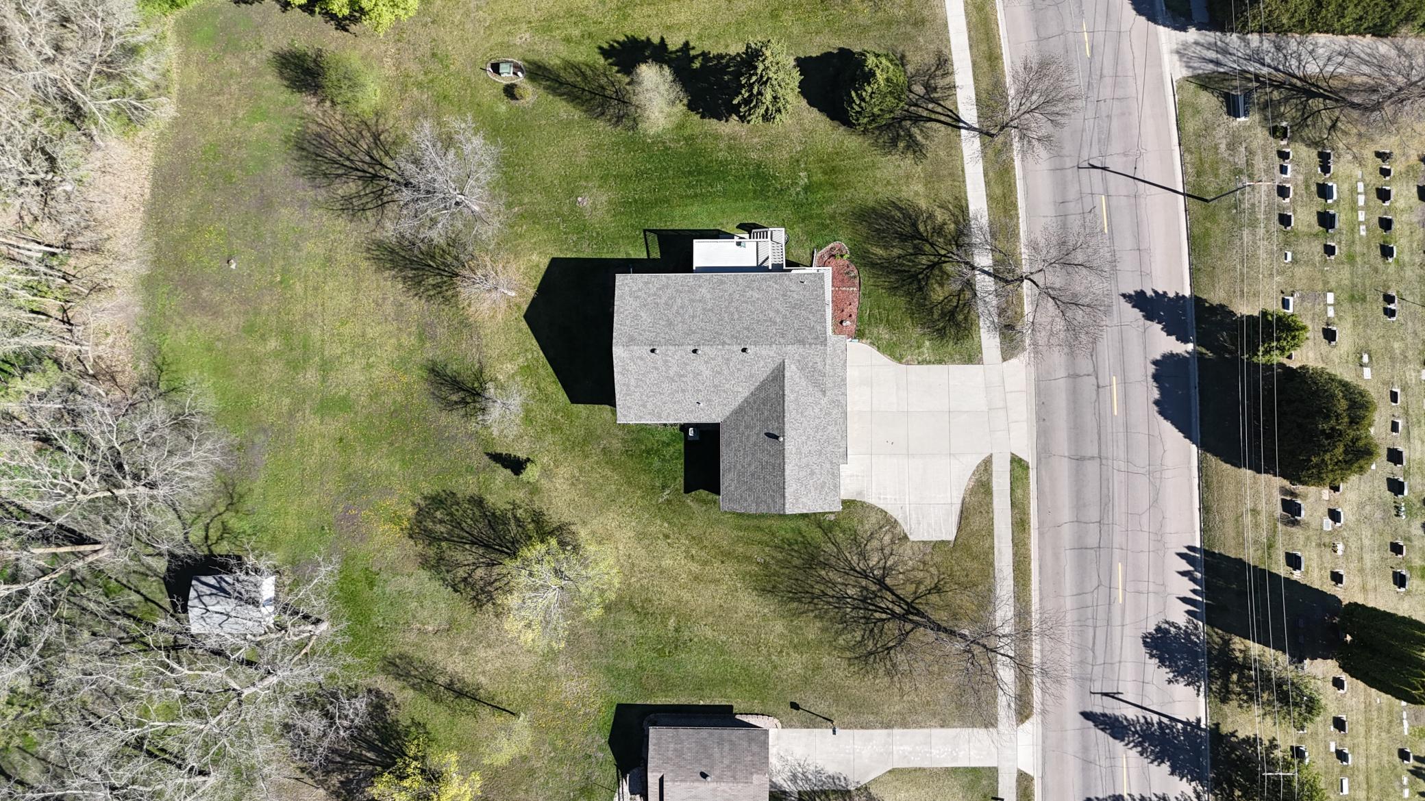 1997 single family home for sale at 1400 S Cascade Street in Fergus Falls, MN — 4 bed, 3 bath (photo 53 of 53)