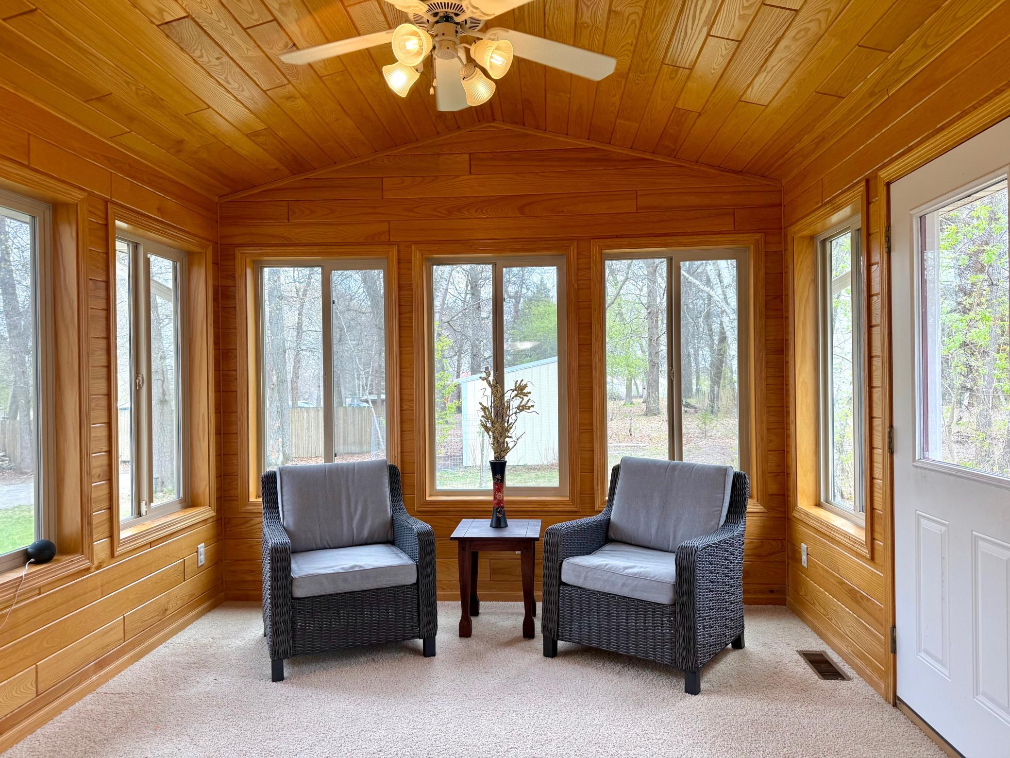 2006 single family home for sale at 8485 County Road 123 in Brainerd, MN — 4 bed, 3 bath (photo 9 of 33)