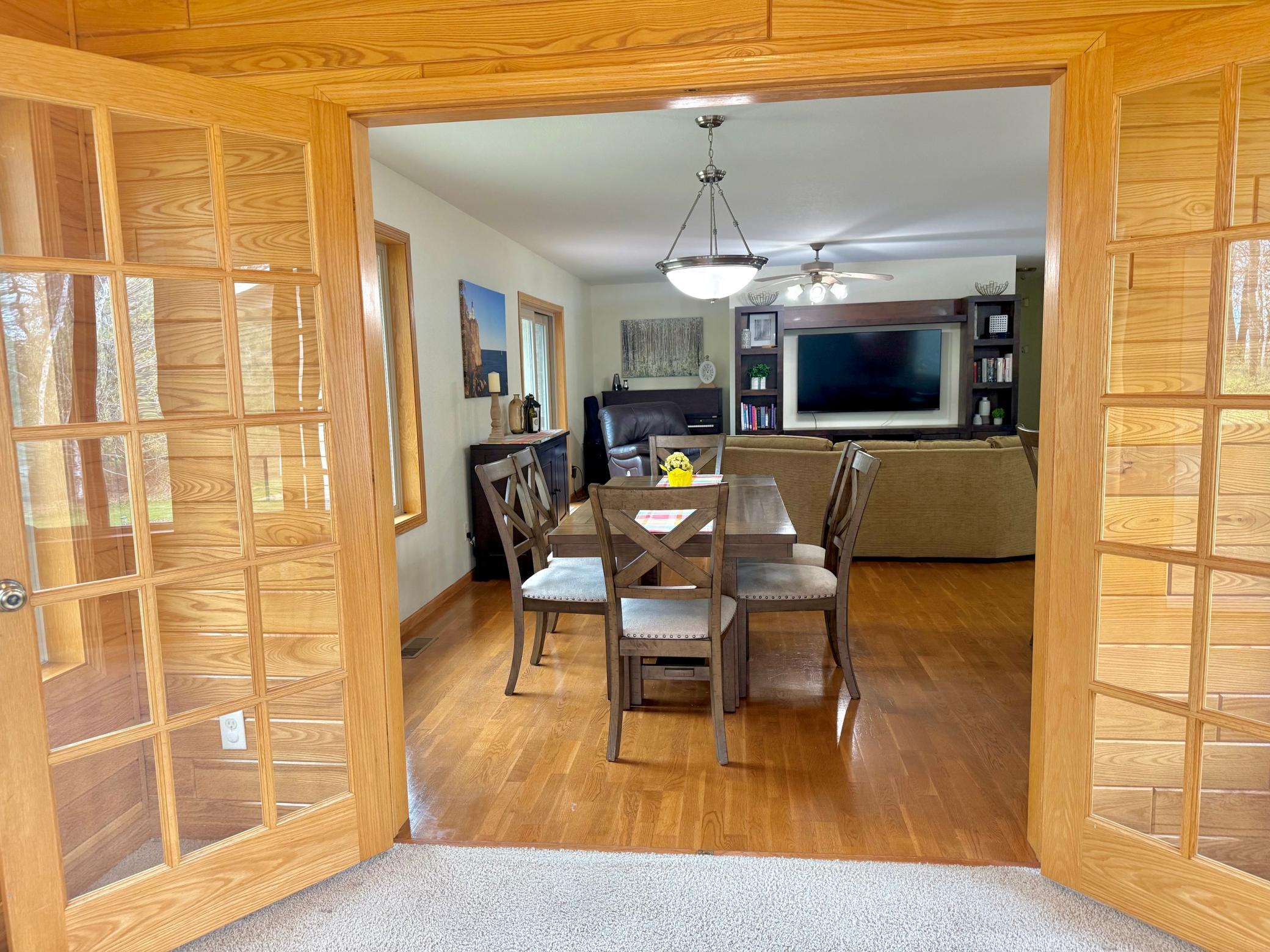 2006 single family home for sale at 8485 County Road 123 in Brainerd, MN — 4 bed, 3 bath (photo 10 of 33)