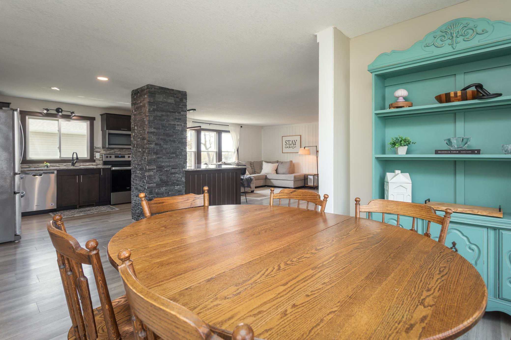 1975 single family home for sale at 524 E Lake Cowdry Road NW in Alexandria, MN — 4 bed, 2 bath (photo 14 of 30)