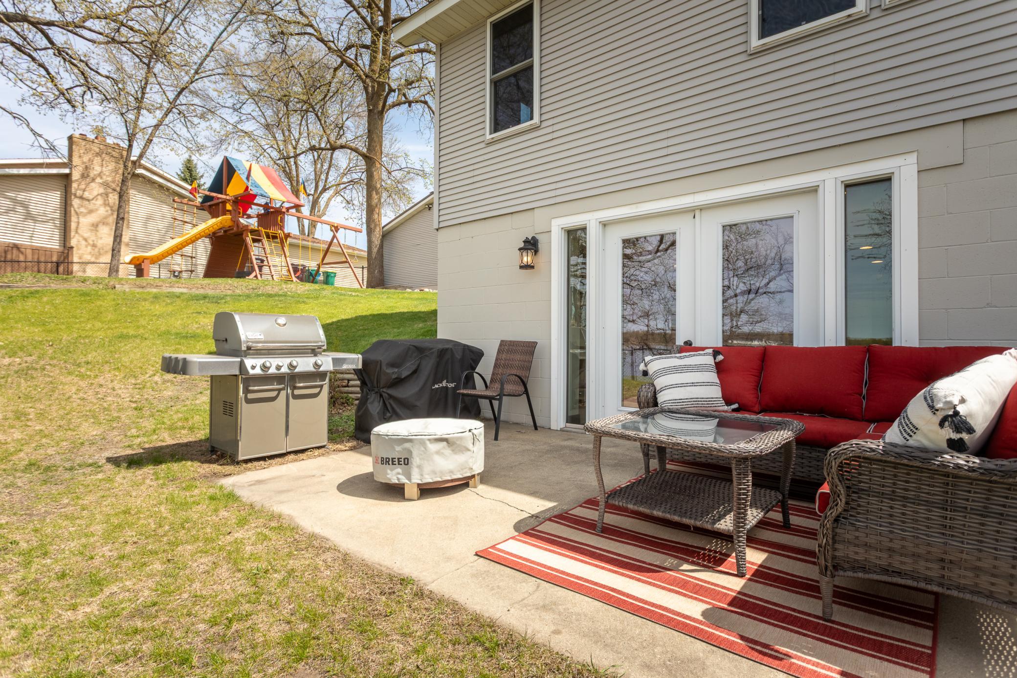 1975 single family home for sale at 524 E Lake Cowdry Road NW in Alexandria, MN — 4 bed, 2 bath (photo 23 of 30)