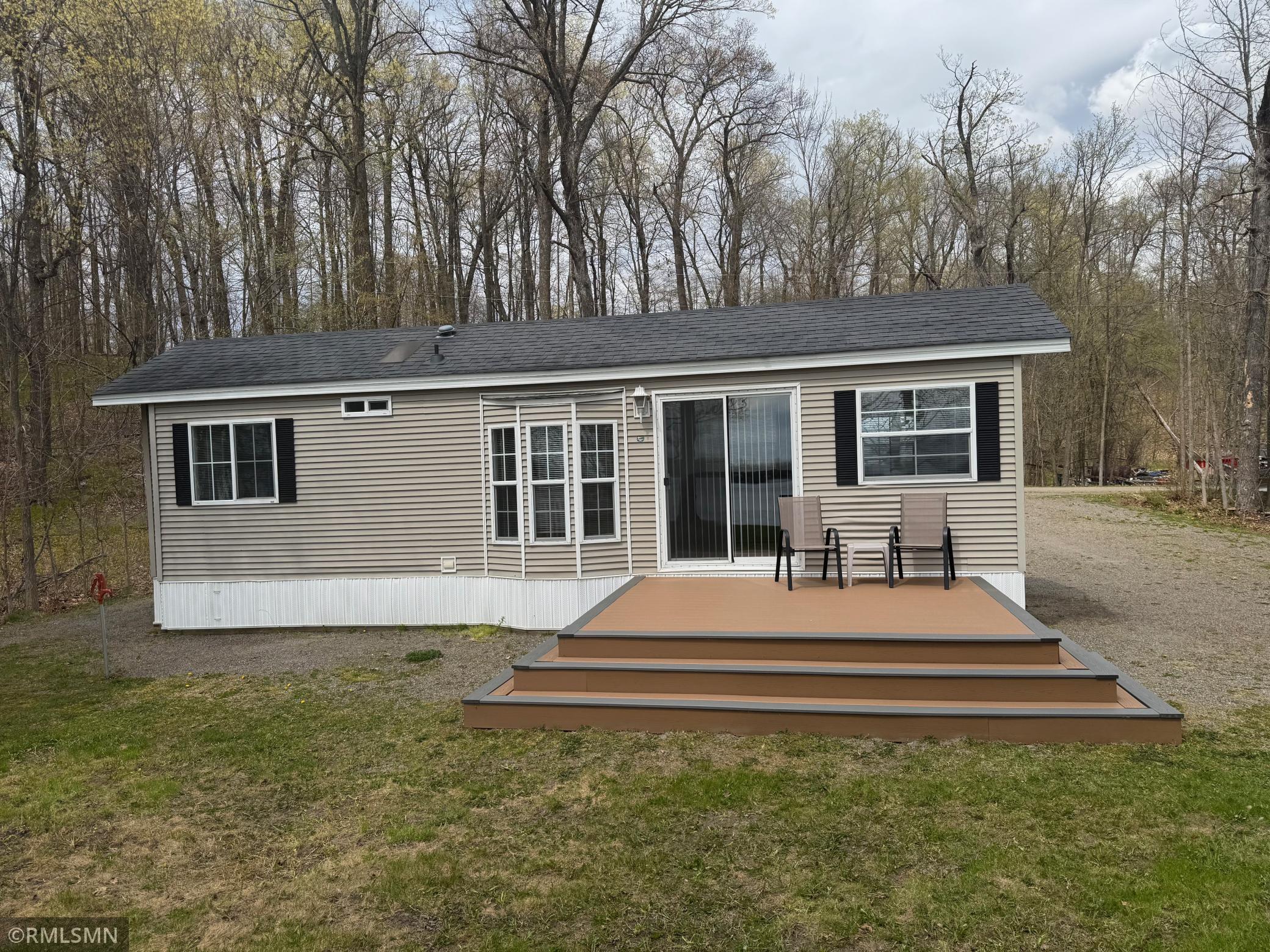 1998 single family home for sale at 42610 305th Place in Aitkin, MN — 1 bed, 1 bath (photo 2 of 28)