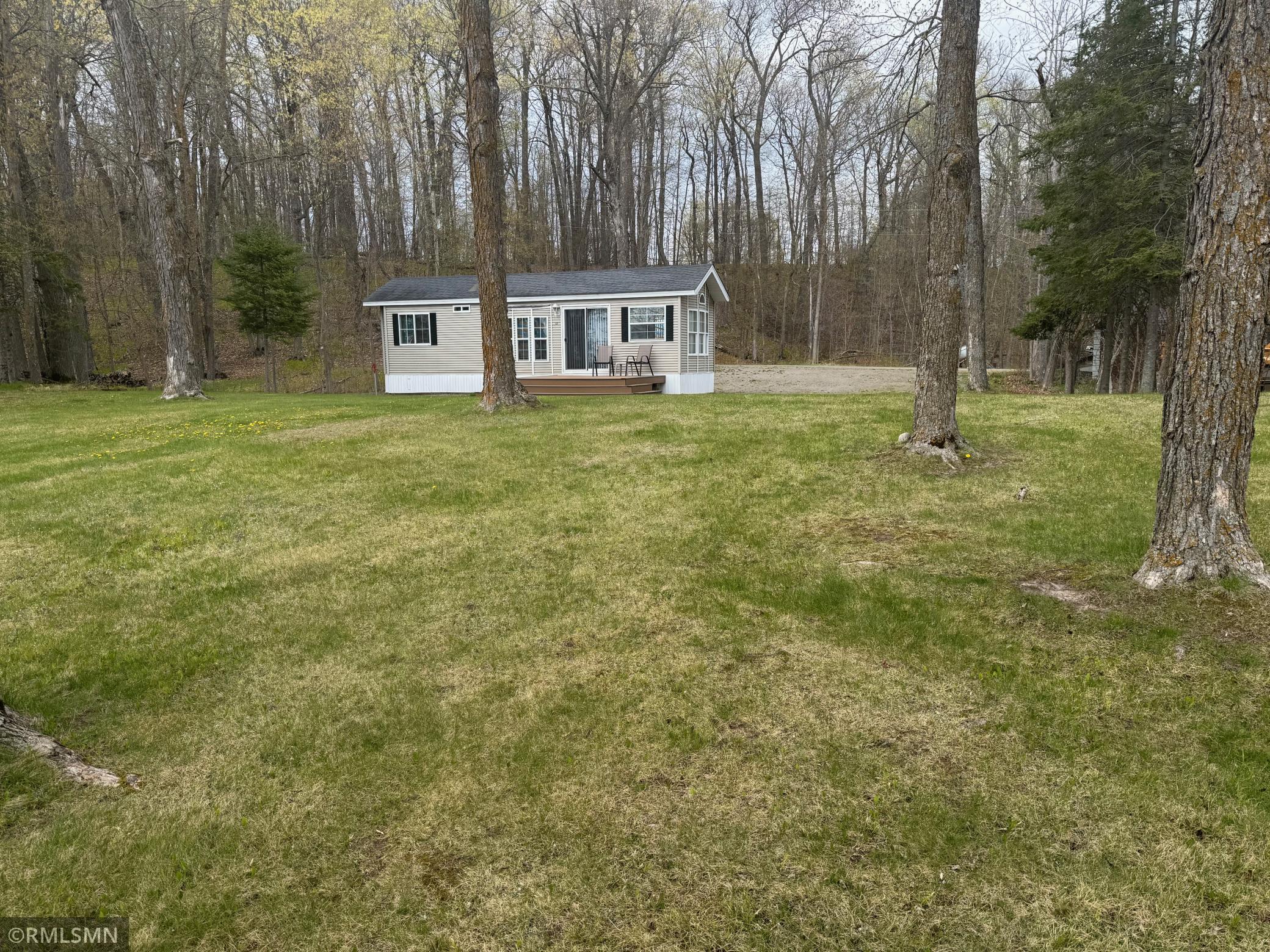 1998 single family home for sale at 42610 305th Place in Aitkin, MN — 1 bed, 1 bath (photo 13 of 28)
