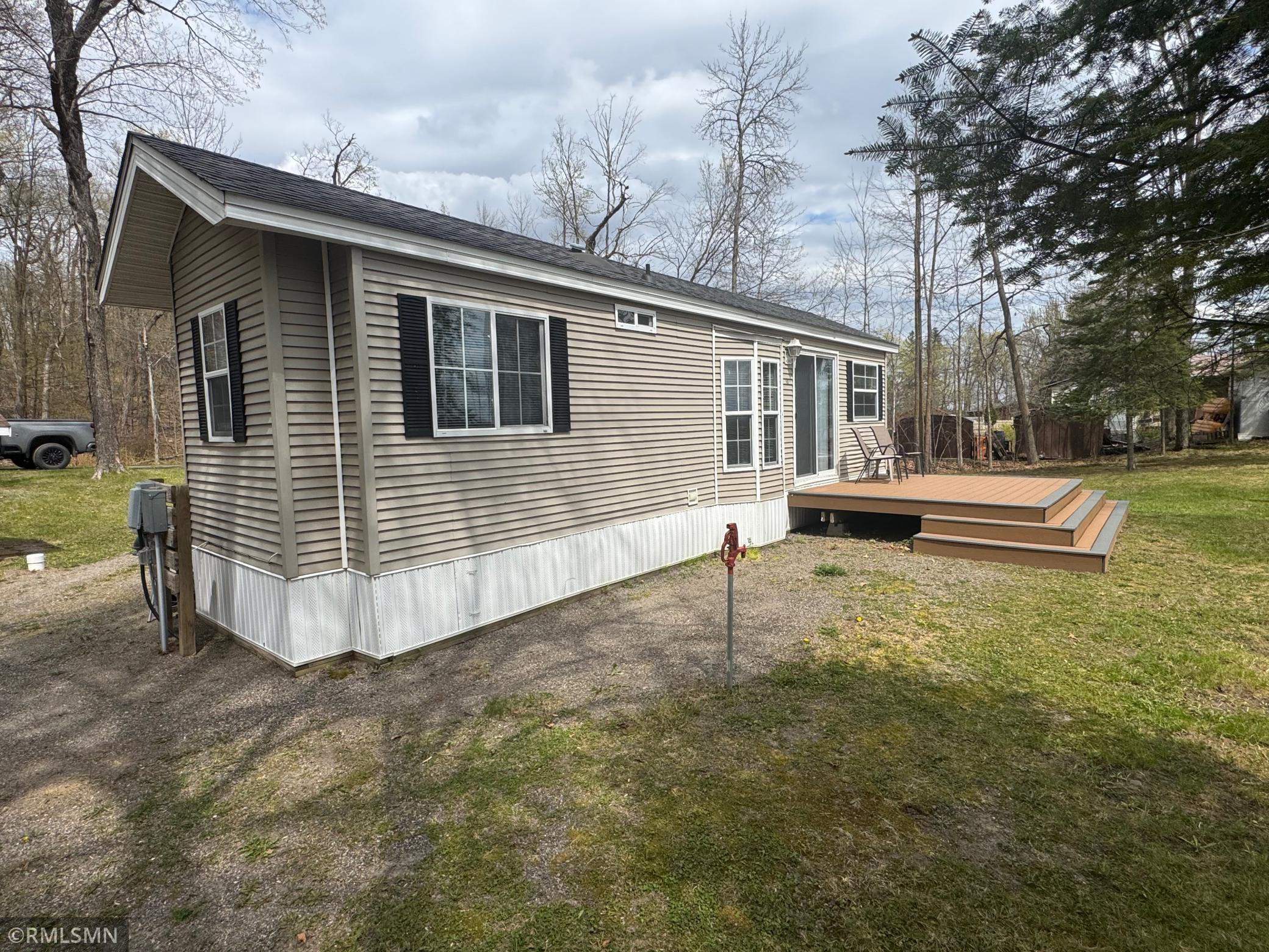 1998 single family home for sale at 42610 305th Place in Aitkin, MN — 1 bed, 1 bath (photo 5 of 28)