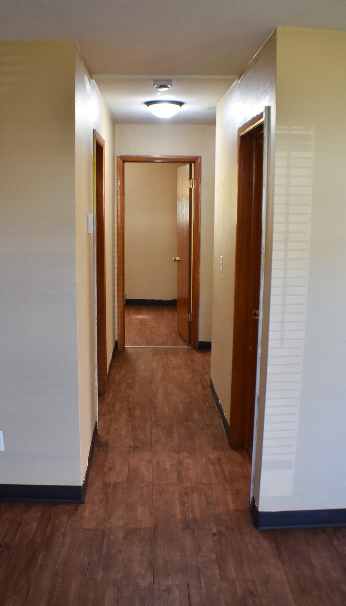 1963 home for sale at 1011 19th Street S in Moorhead, MN — 12 bed, 4 bath (photo 10 of 24)