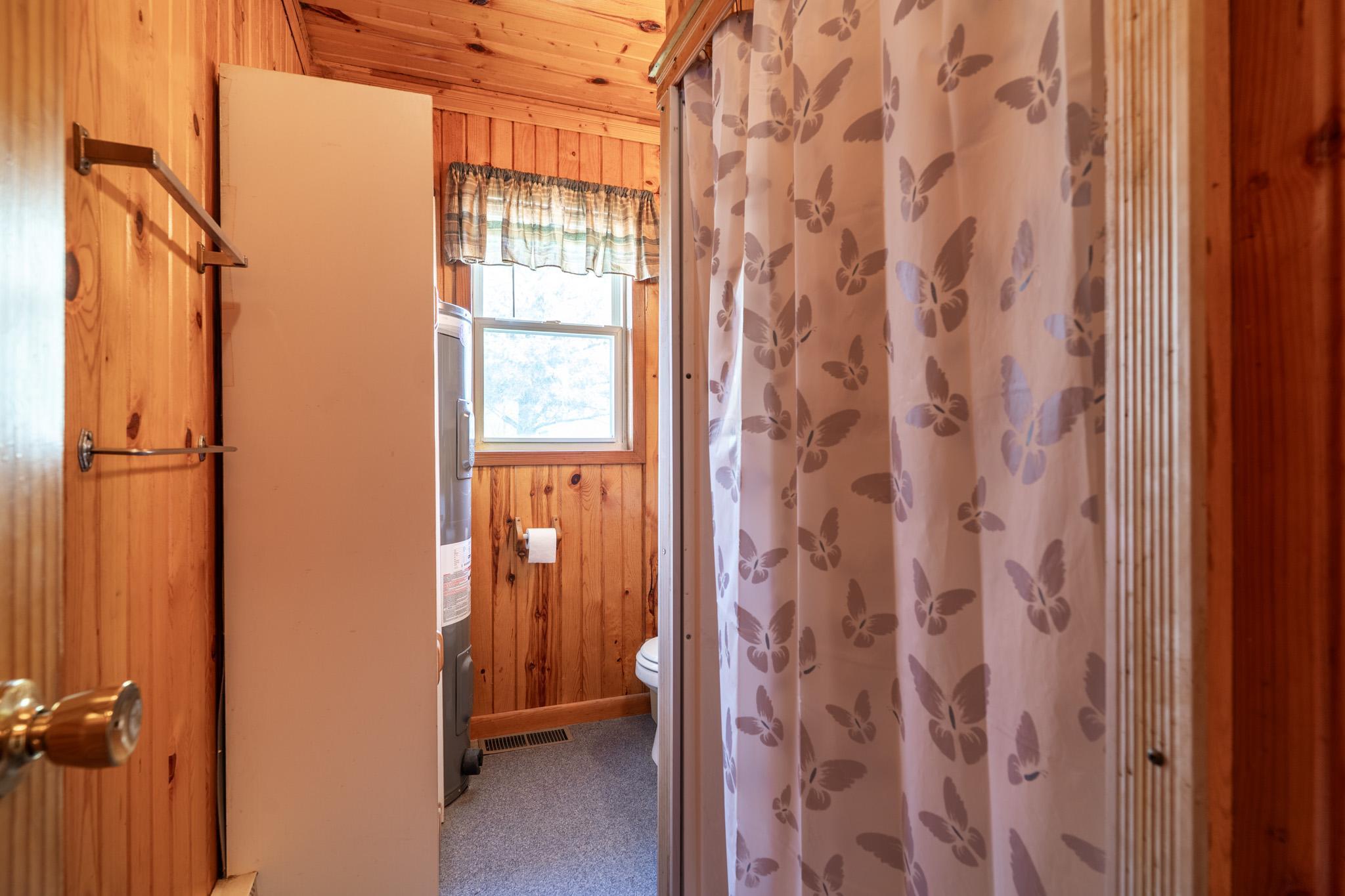 1992 single family home for sale at 34479 E Trinity Point Road SE in Mentor, MN — 2 bed, 2 bath (photo 13 of 35)