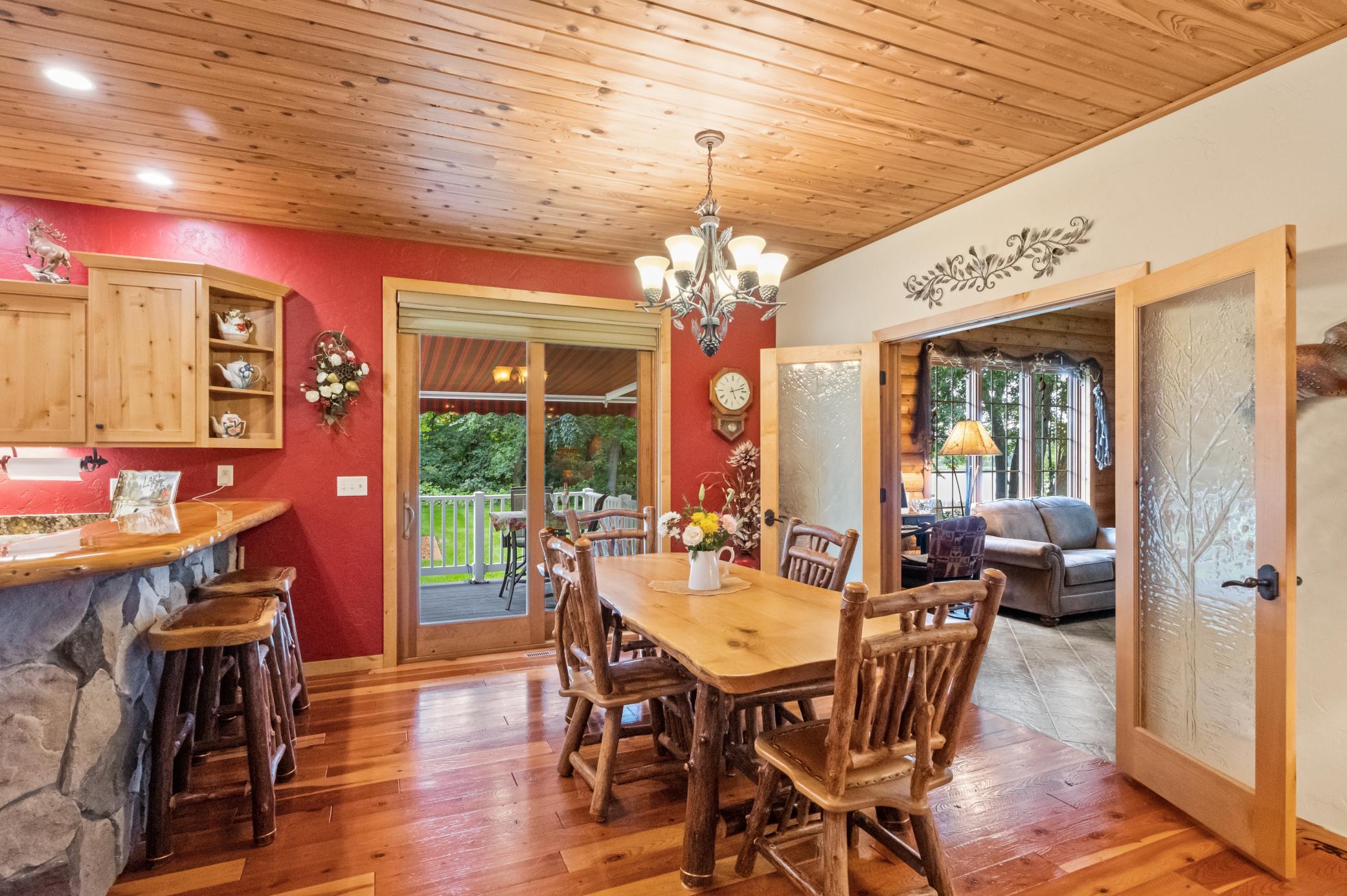 2006 single family home for sale at 8612 S Union Lake Drive SE in Alexandria, MN — 4 bed, 3 bath (photo 14 of 78)
