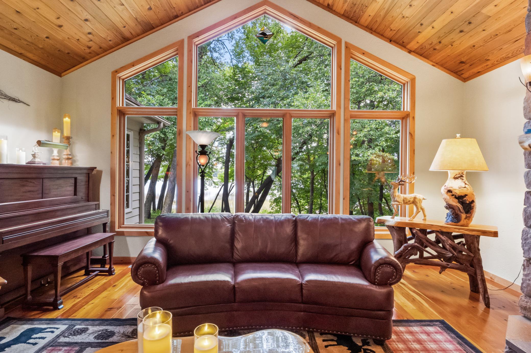 2006 single family home for sale at 8612 S Union Lake Drive SE in Alexandria, MN — 4 bed, 3 bath (photo 5 of 78)