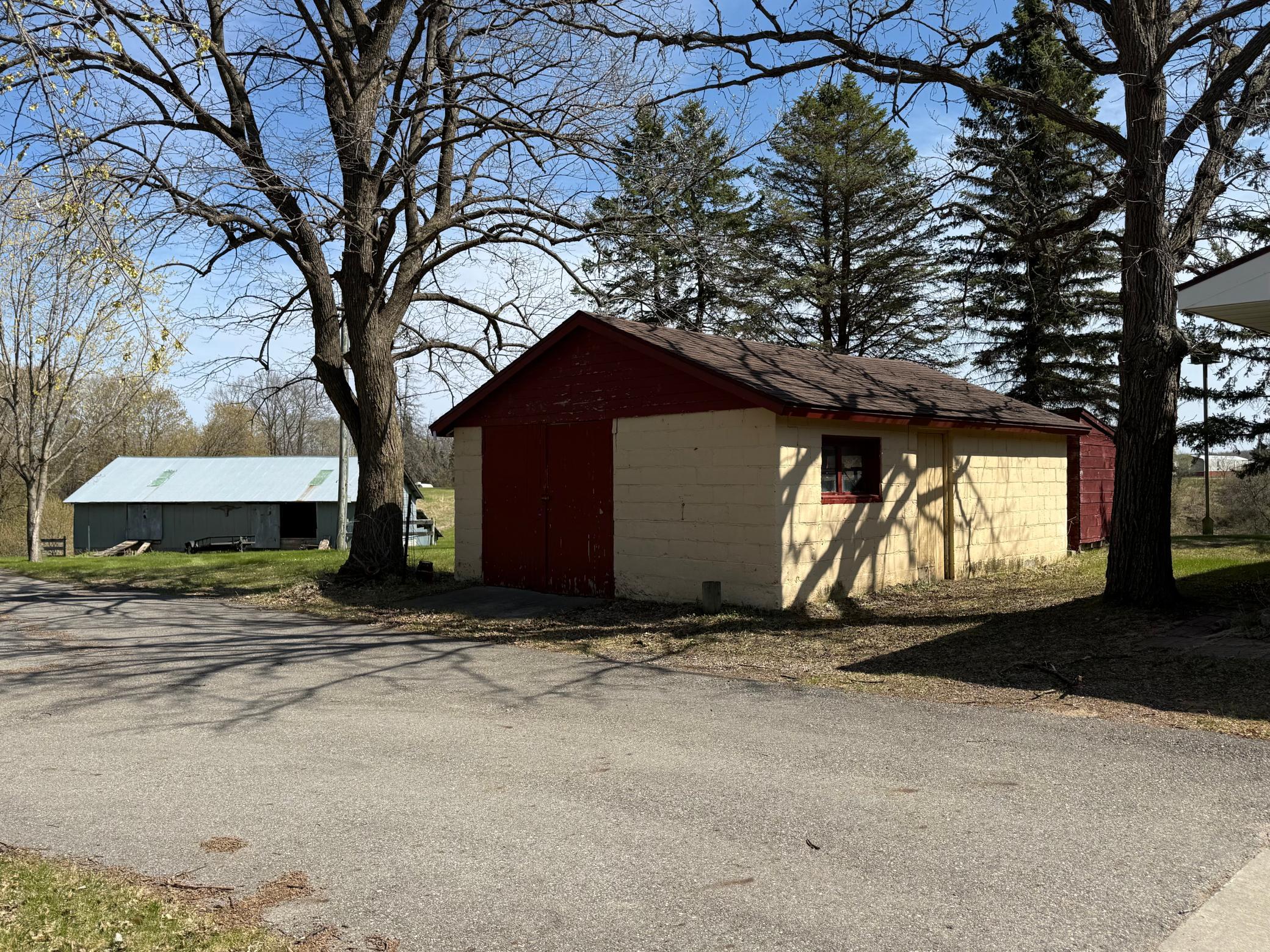 508 E Main Avenue, Frazee MN 56544 - Photo 17 of 19