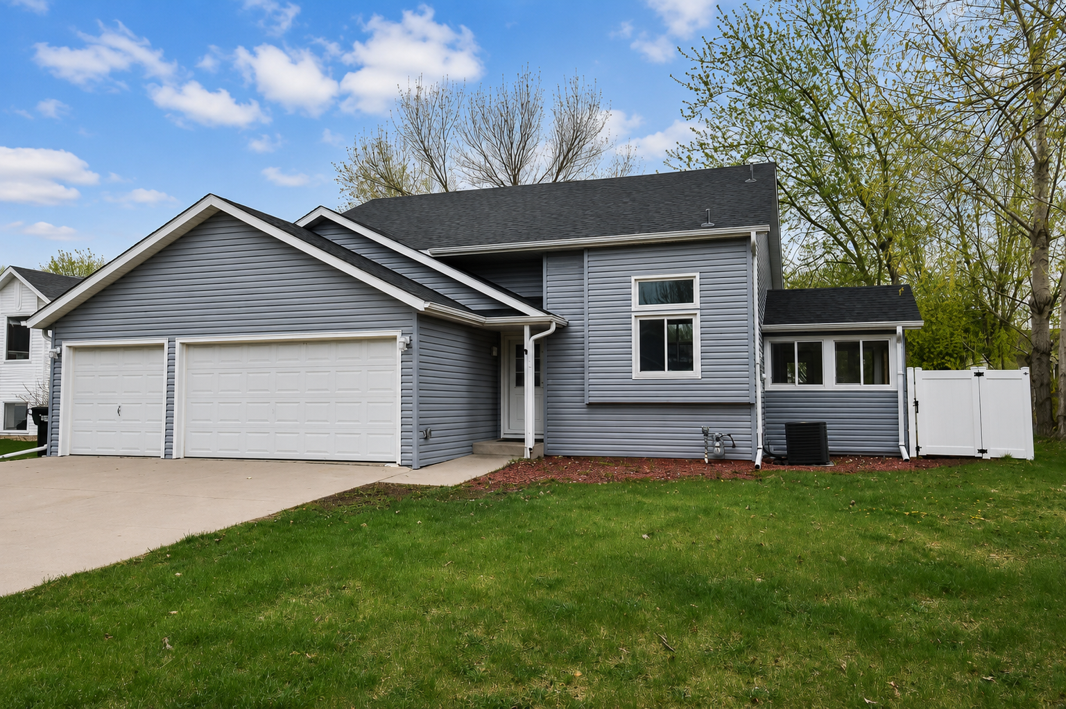 Open house at 1806 36 1/2 S Avenue, Fargo