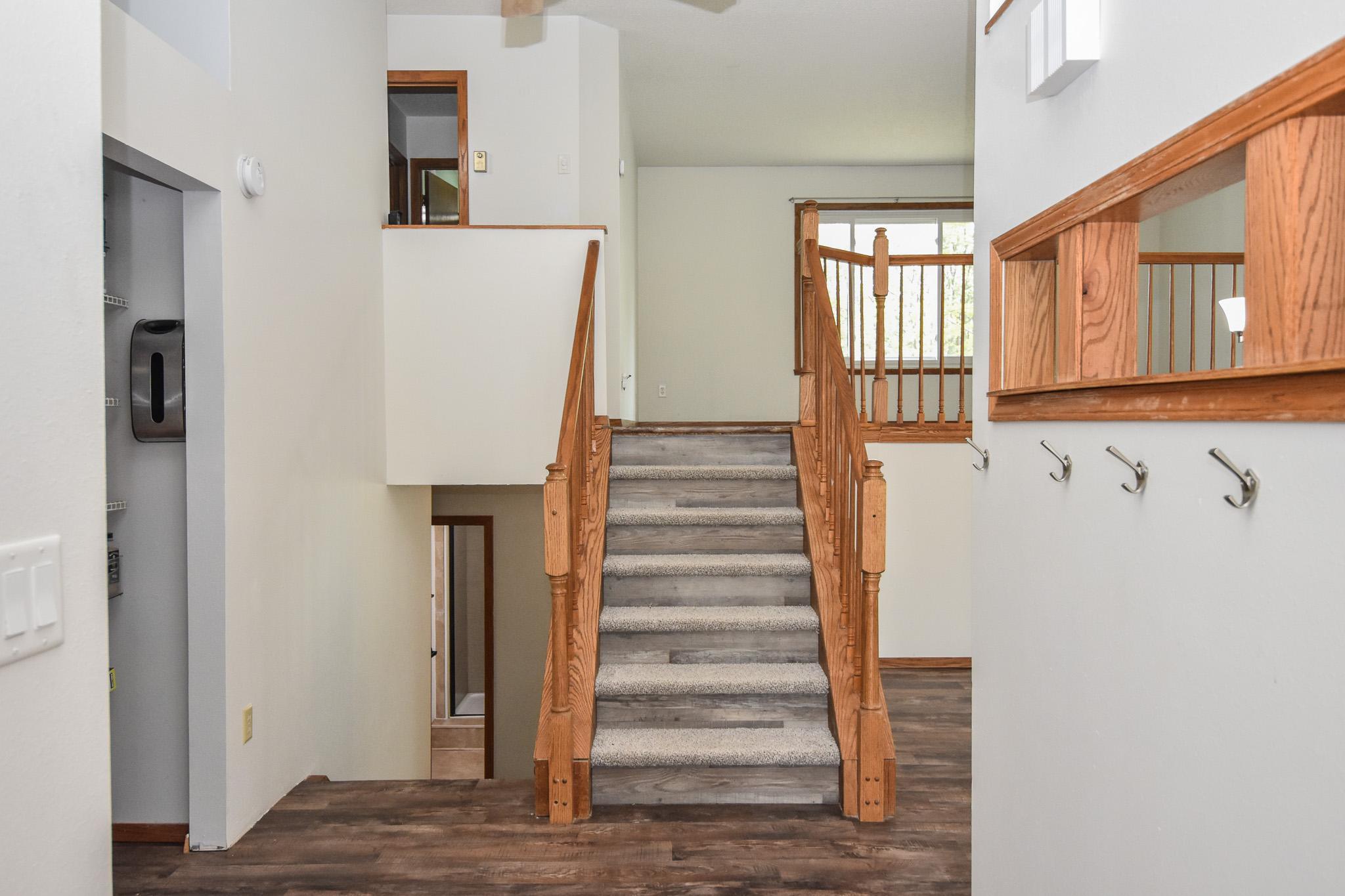 1806 36 1/2 Avenue S, Fargo ND 58104 - Photo 4 of 54