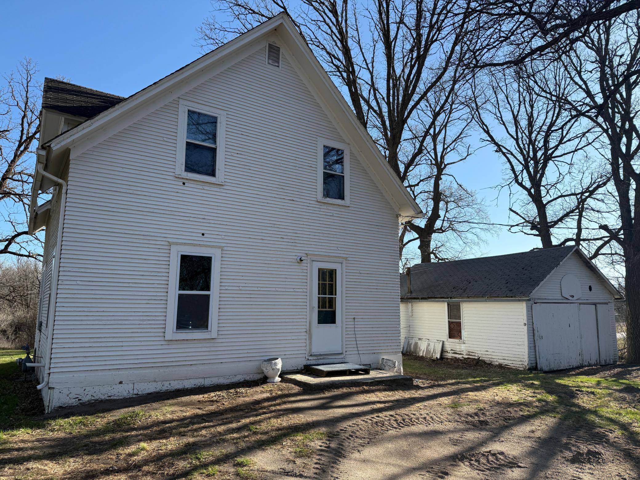 1930 single family home for sale at 3928 State Highway 200 in Gary, MN — 4 bed, 1 bath (photo 2 of 28)