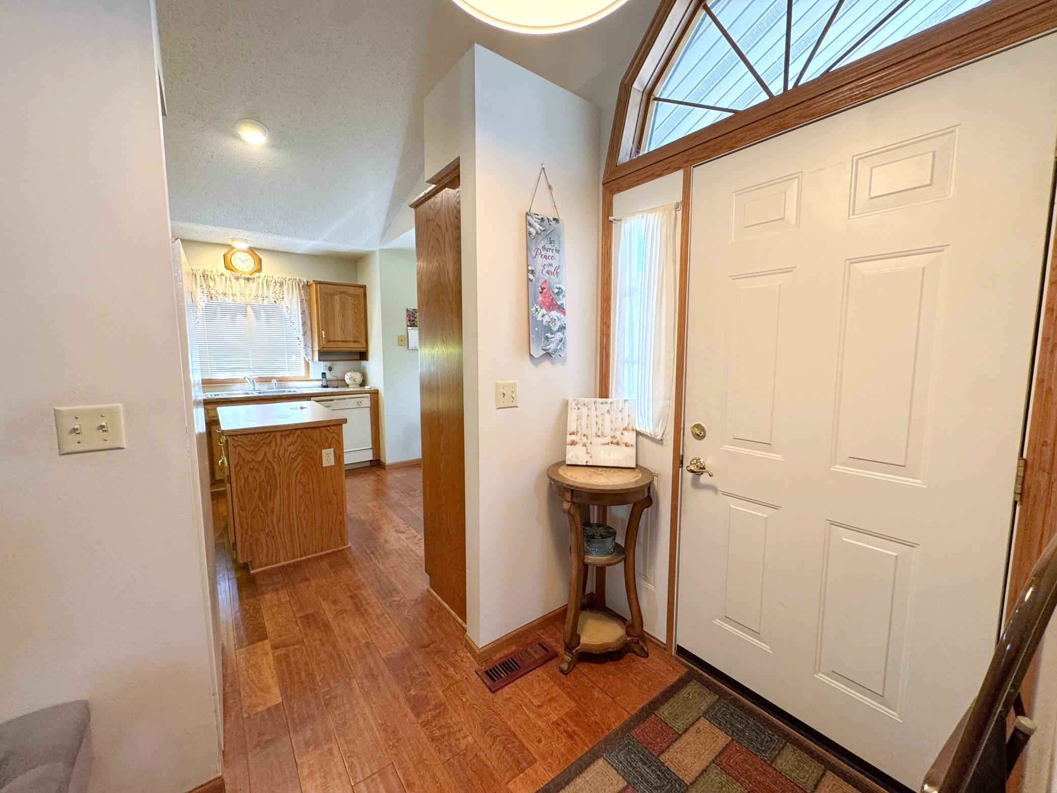 1996 twin home for sale at 2206 Arrowwood Court in Fergus Falls, MN — 2 bed, 2 bath (photo 2 of 26)