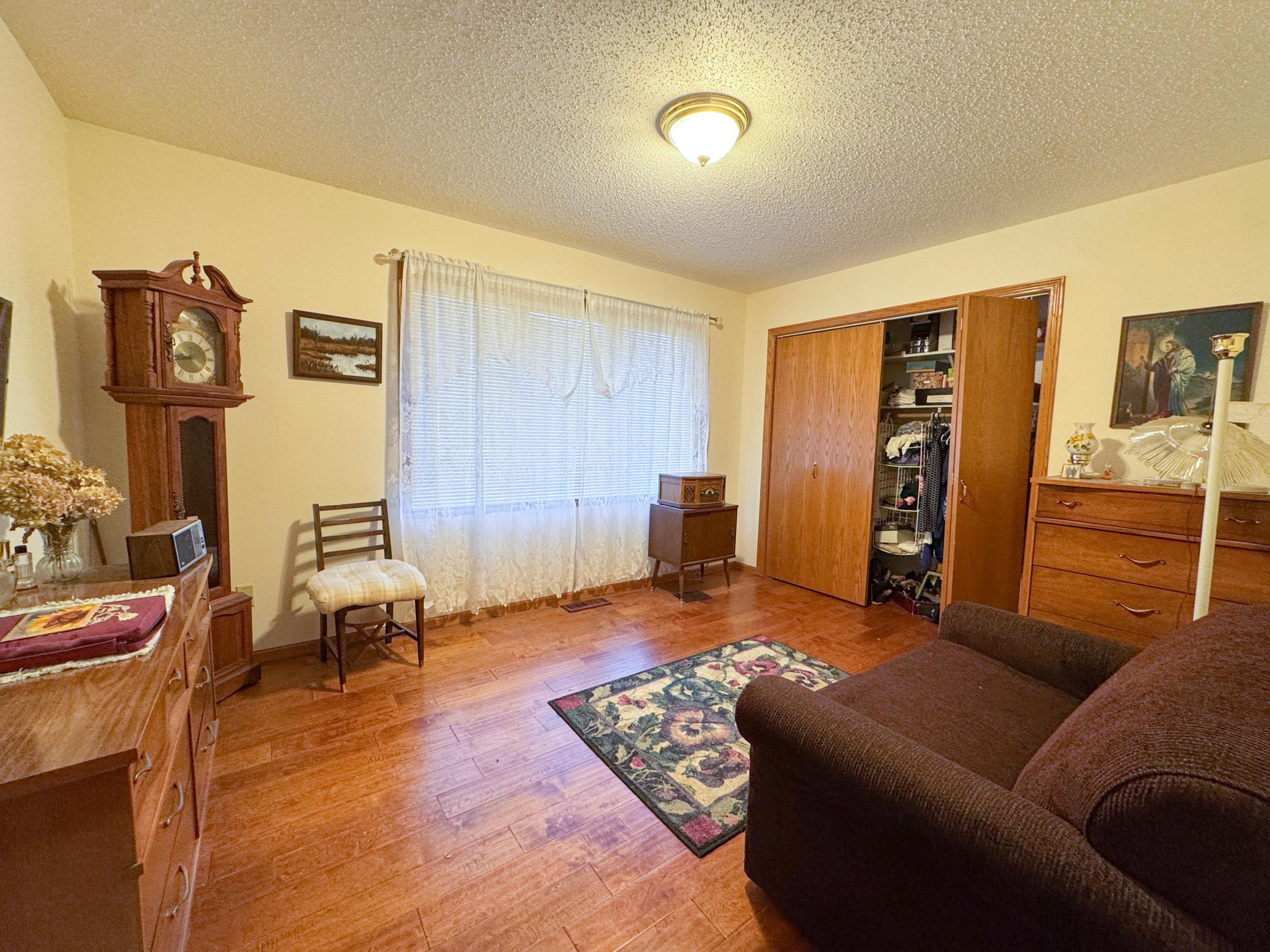 1996 twin home for sale at 2206 Arrowwood Court in Fergus Falls, MN — 2 bed, 2 bath (photo 16 of 26)