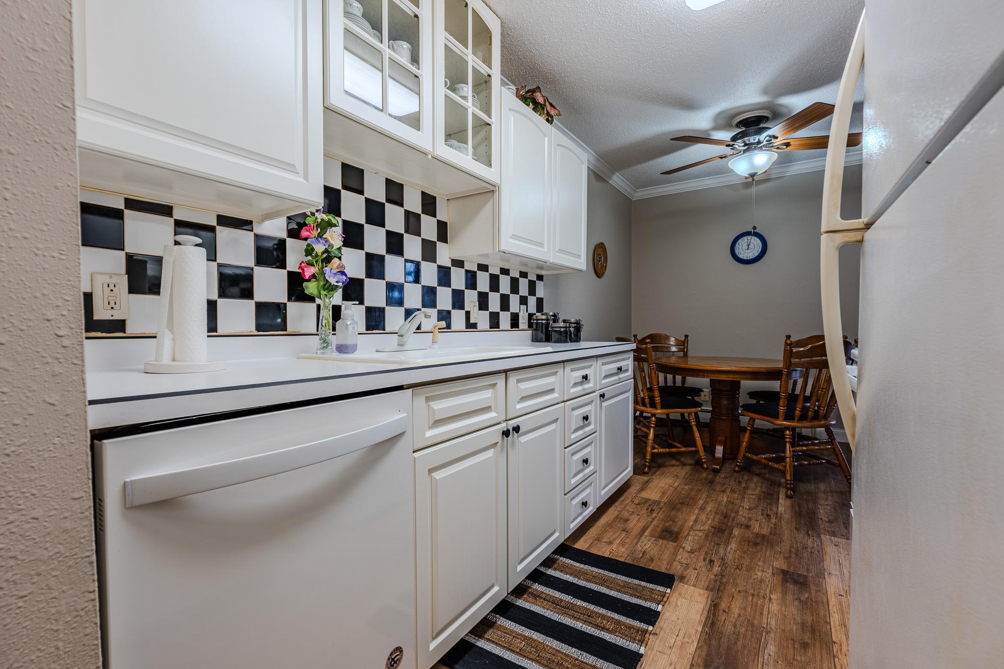 2402 N Flickertail Drive S, Fargo ND 58103 - Photo 9 of 22