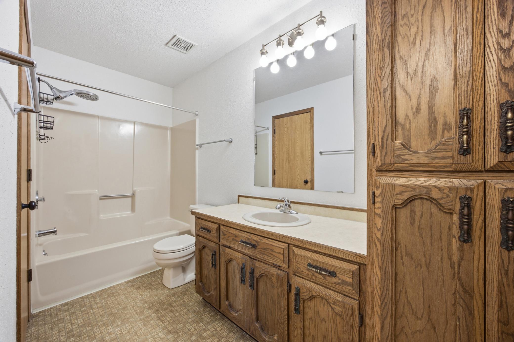 1908 20th Avenue S, Fargo ND 58103 - Photo 22 of 50