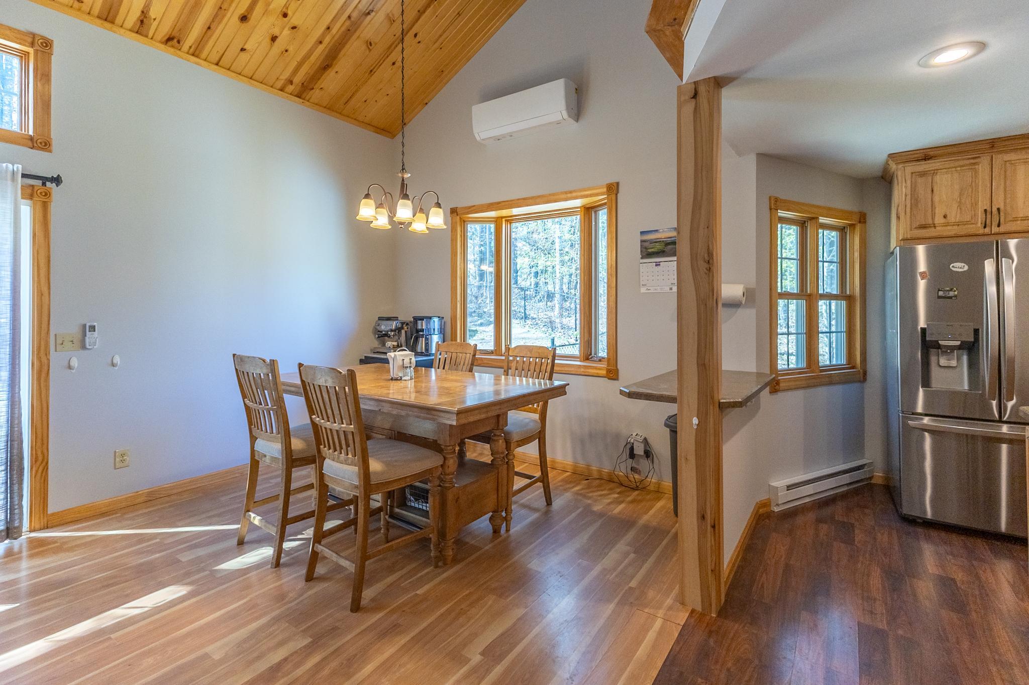 1982 single family home for sale at 508 Spruce Grove Lane NW in Bemidji, MN — 3 bed, 3 bath (photo 16 of 41)
