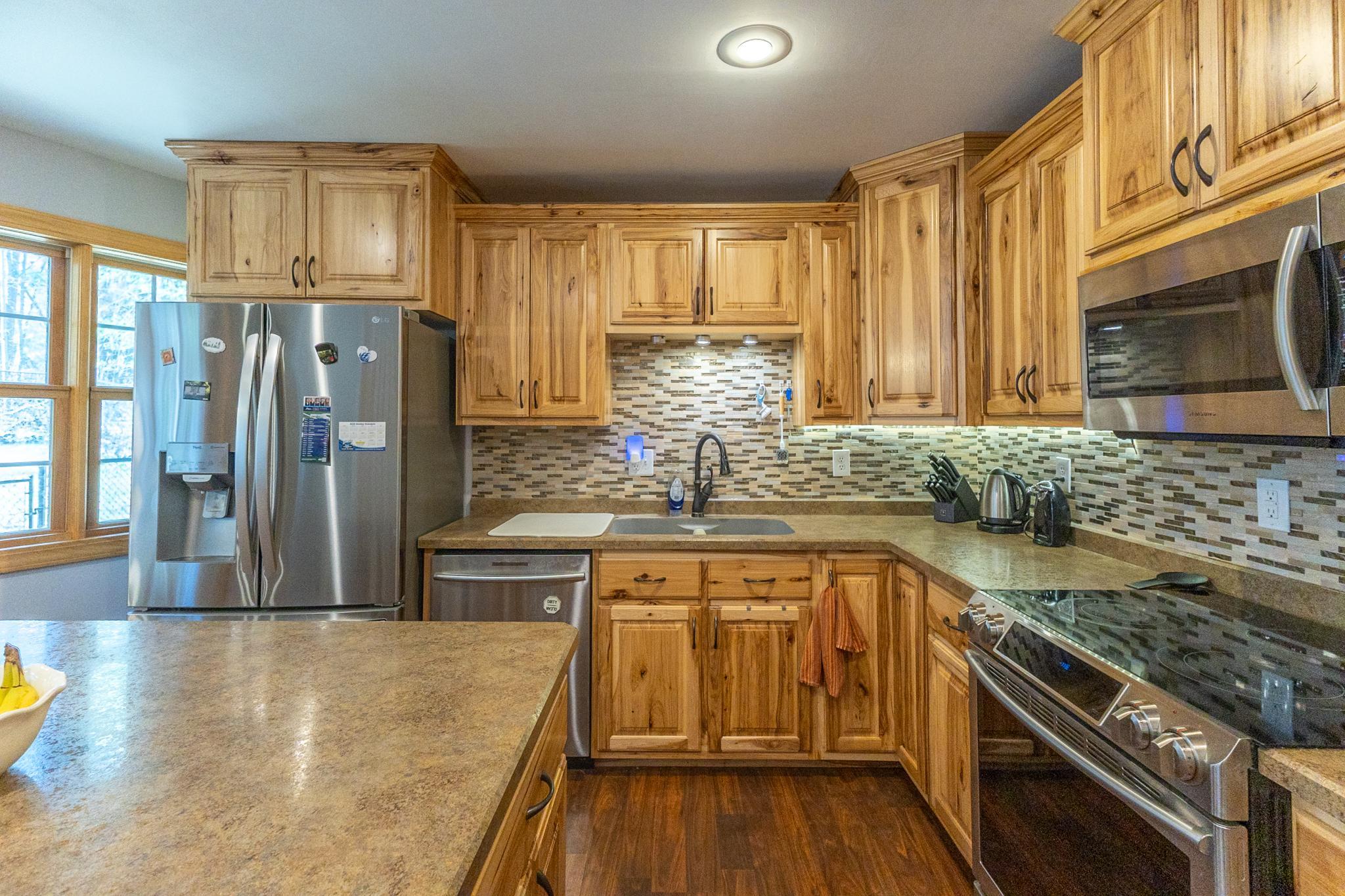 1982 single family home for sale at 508 Spruce Grove Lane NW in Bemidji, MN — 3 bed, 3 bath (photo 19 of 41)