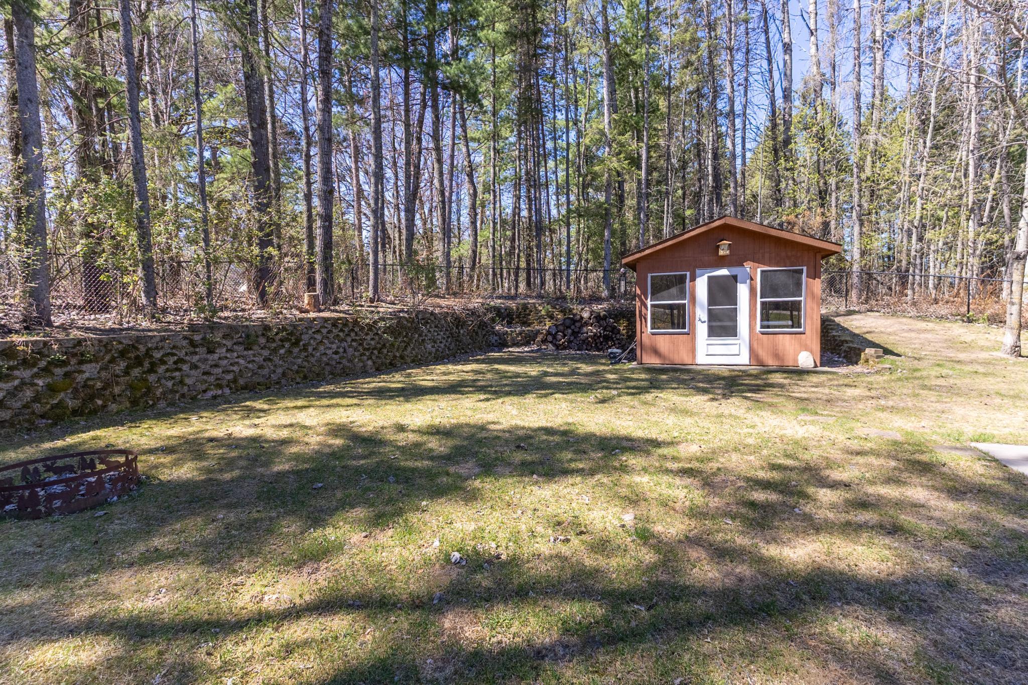 1982 single family home for sale at 508 Spruce Grove Lane NW in Bemidji, MN — 3 bed, 3 bath (photo 33 of 41)
