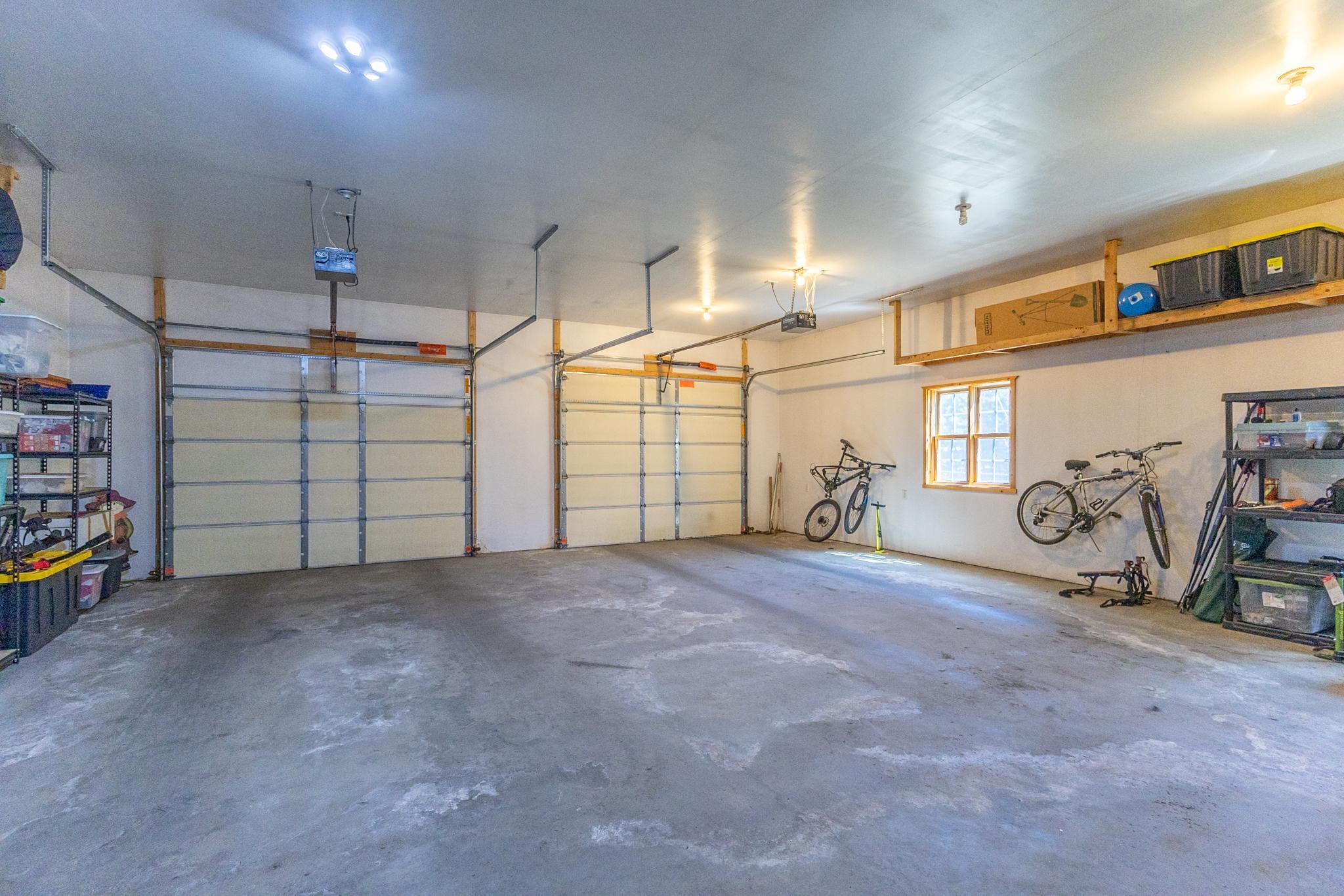 1982 single family home for sale at 508 Spruce Grove Lane NW in Bemidji, MN — 3 bed, 3 bath (photo 7 of 41)