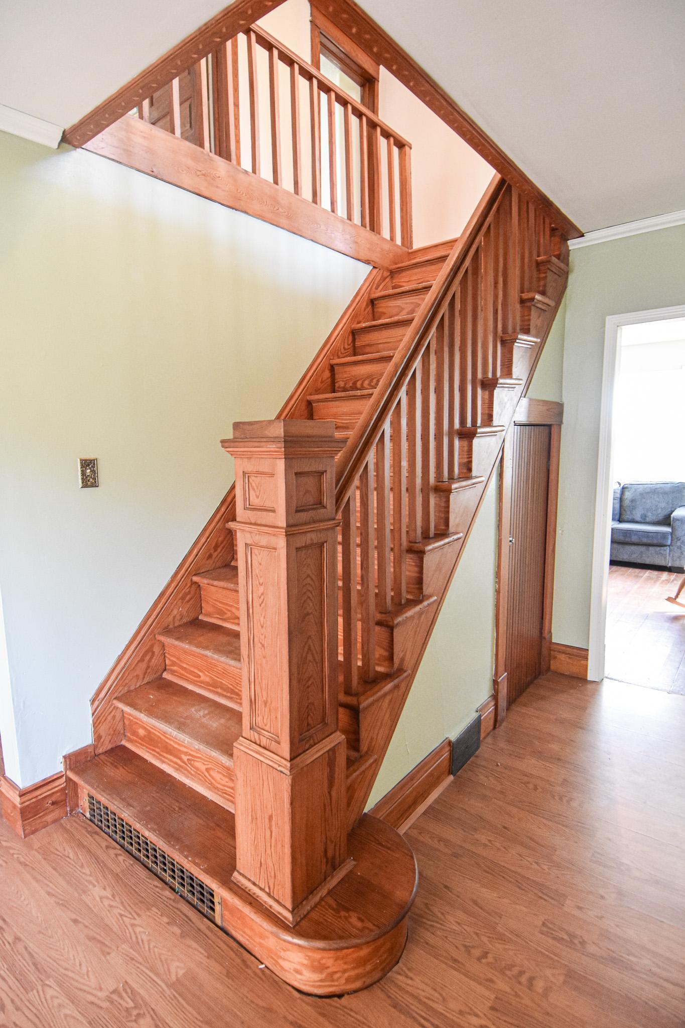 1920 single family home for sale at 117 Red Lake Avenue N in Saint Hilaire, MN — 4 bed, 2 bath (photo 3 of 35)