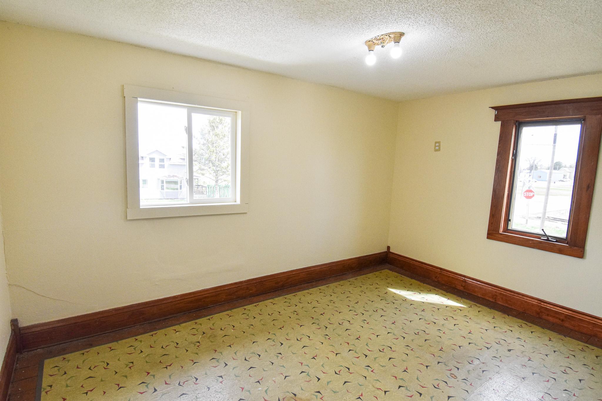 1920 single family home for sale at 117 Red Lake Avenue N in Saint Hilaire, MN — 4 bed, 2 bath (photo 24 of 35)