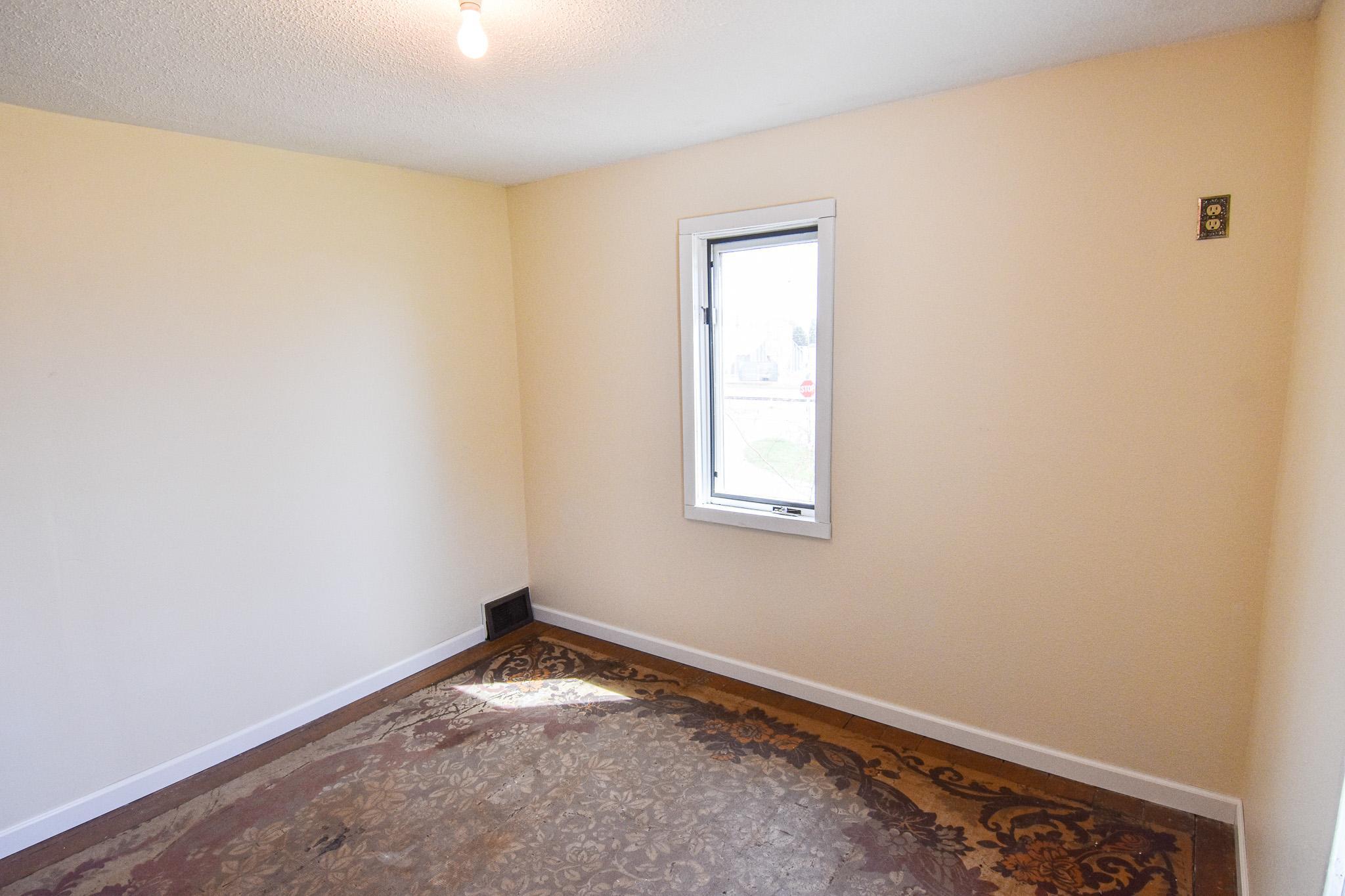 1920 single family home for sale at 117 Red Lake Avenue N in Saint Hilaire, MN — 4 bed, 2 bath (photo 26 of 35)