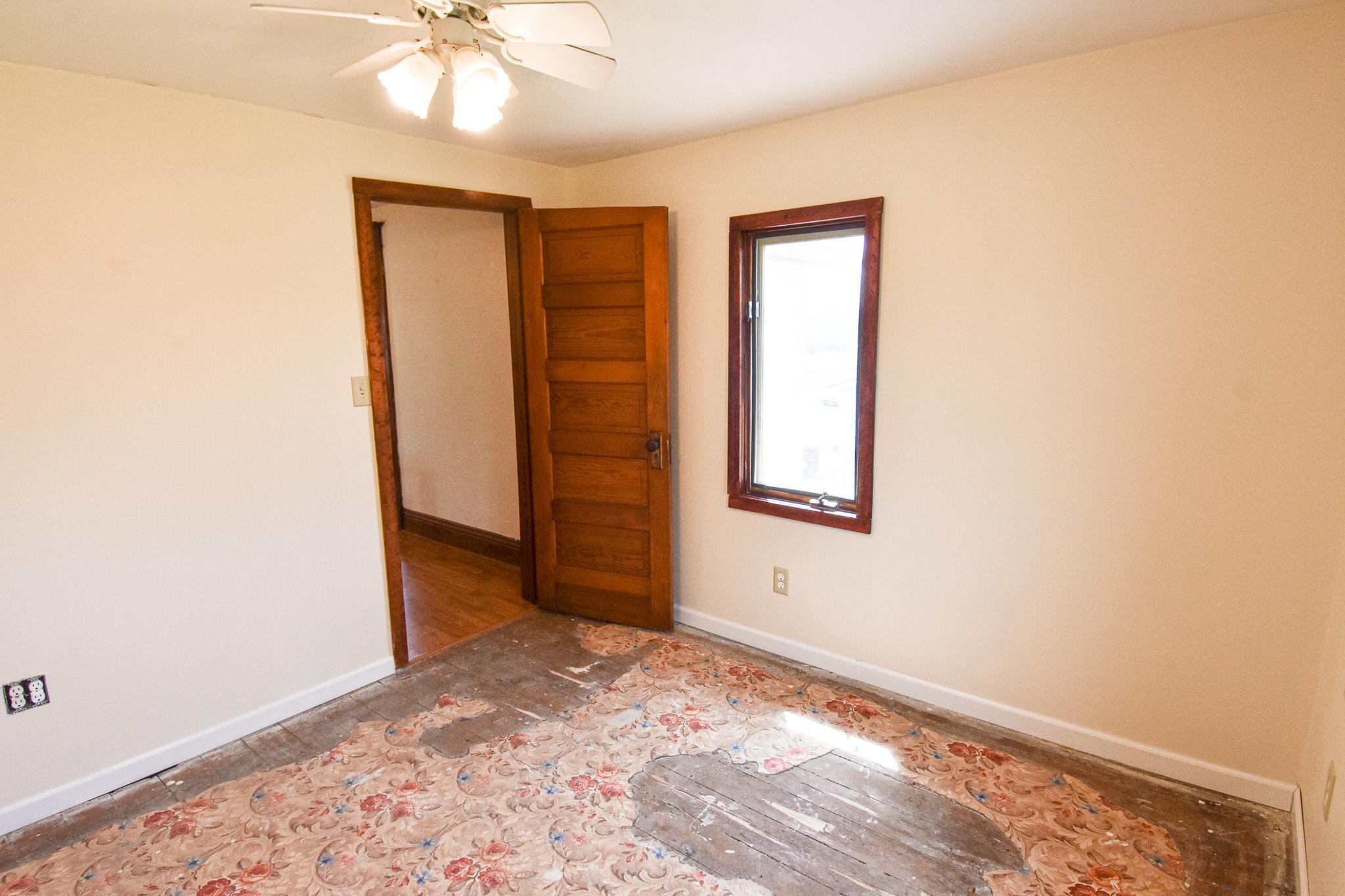 1920 single family home for sale at 117 Red Lake Avenue N in Saint Hilaire, MN — 4 bed, 2 bath (photo 29 of 35)