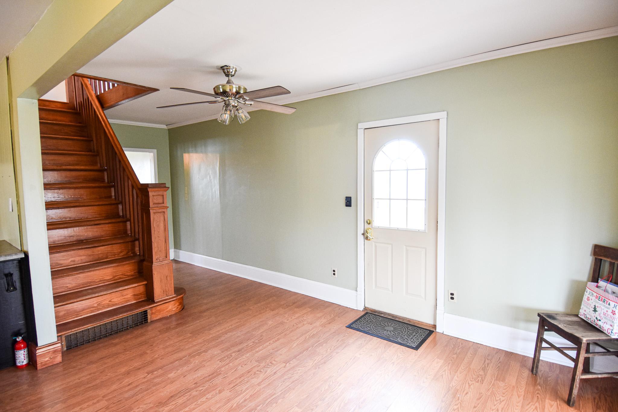 1920 single family home for sale at 117 Red Lake Avenue N in Saint Hilaire, MN — 4 bed, 2 bath (photo 4 of 35)