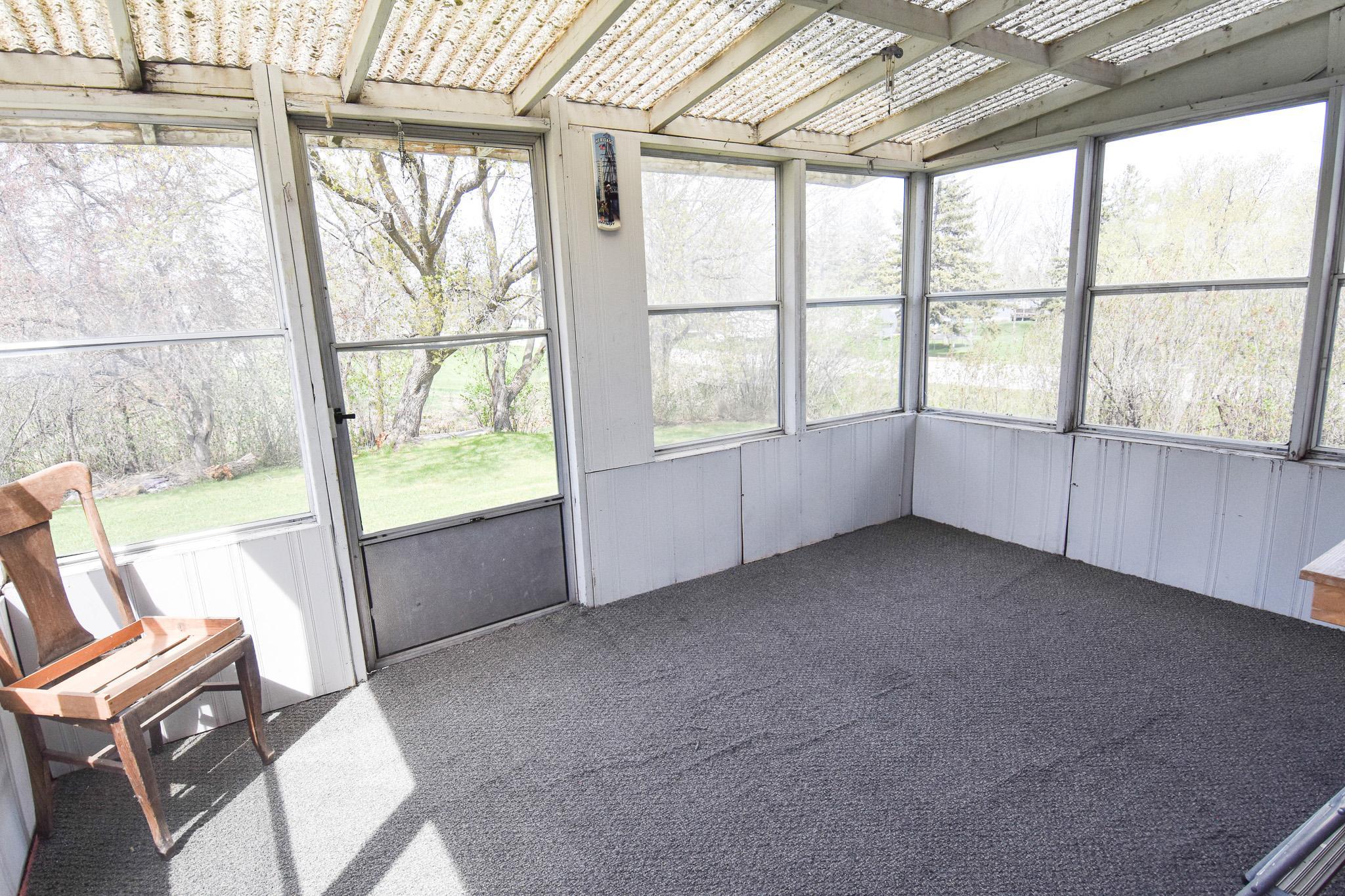 1920 single family home for sale at 117 Red Lake Avenue N in Saint Hilaire, MN — 4 bed, 2 bath (photo 5 of 35)