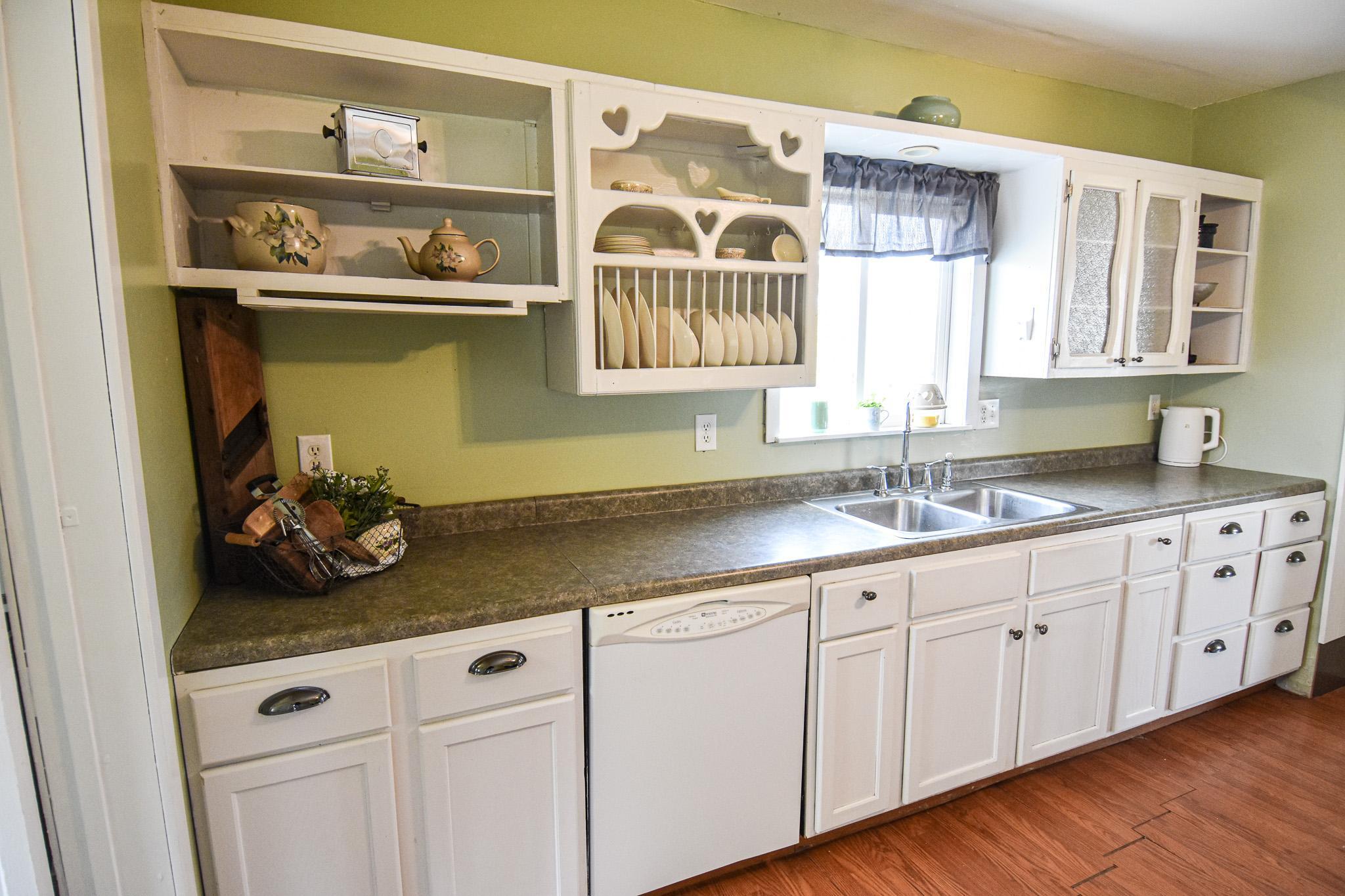 1920 single family home for sale at 117 Red Lake Avenue N in Saint Hilaire, MN — 4 bed, 2 bath (photo 7 of 35)