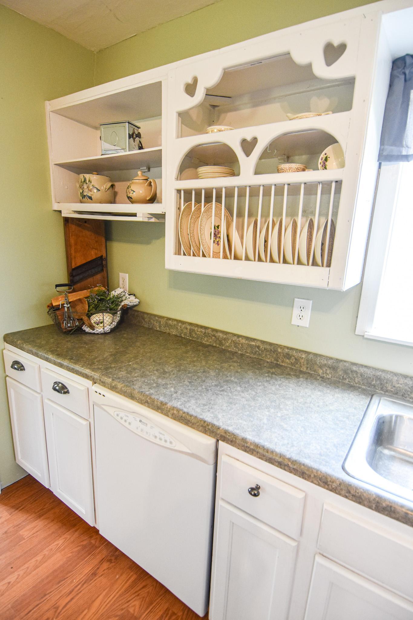 1920 single family home for sale at 117 Red Lake Avenue N in Saint Hilaire, MN — 4 bed, 2 bath (photo 10 of 35)