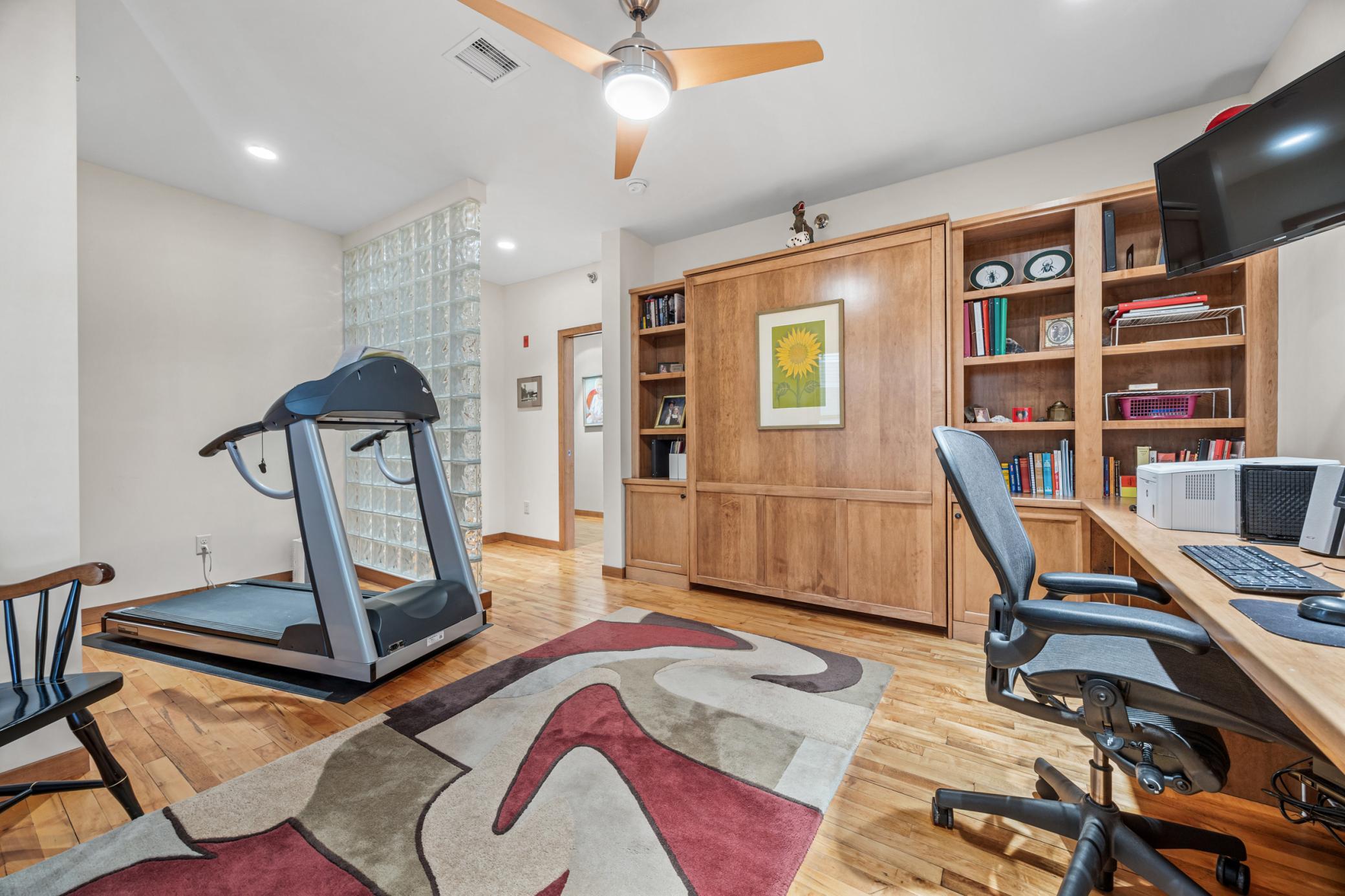 2007 condo for sale at 300 Broadway N, Unit 204 in Fargo, ND — 2 bed, 2 bath (photo 32 of 49)