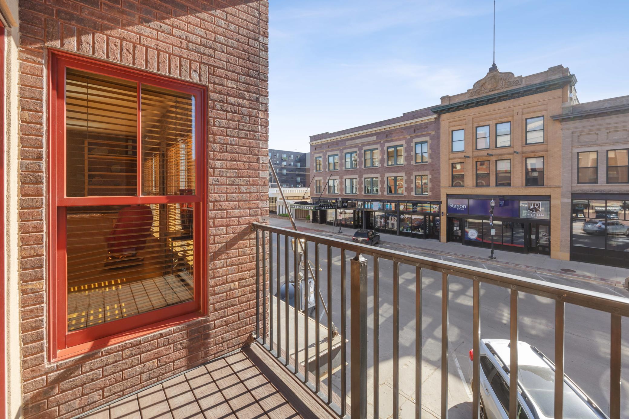 2007 condo for sale at 300 Broadway N, Unit 204 in Fargo, ND — 2 bed, 2 bath (photo 38 of 49)