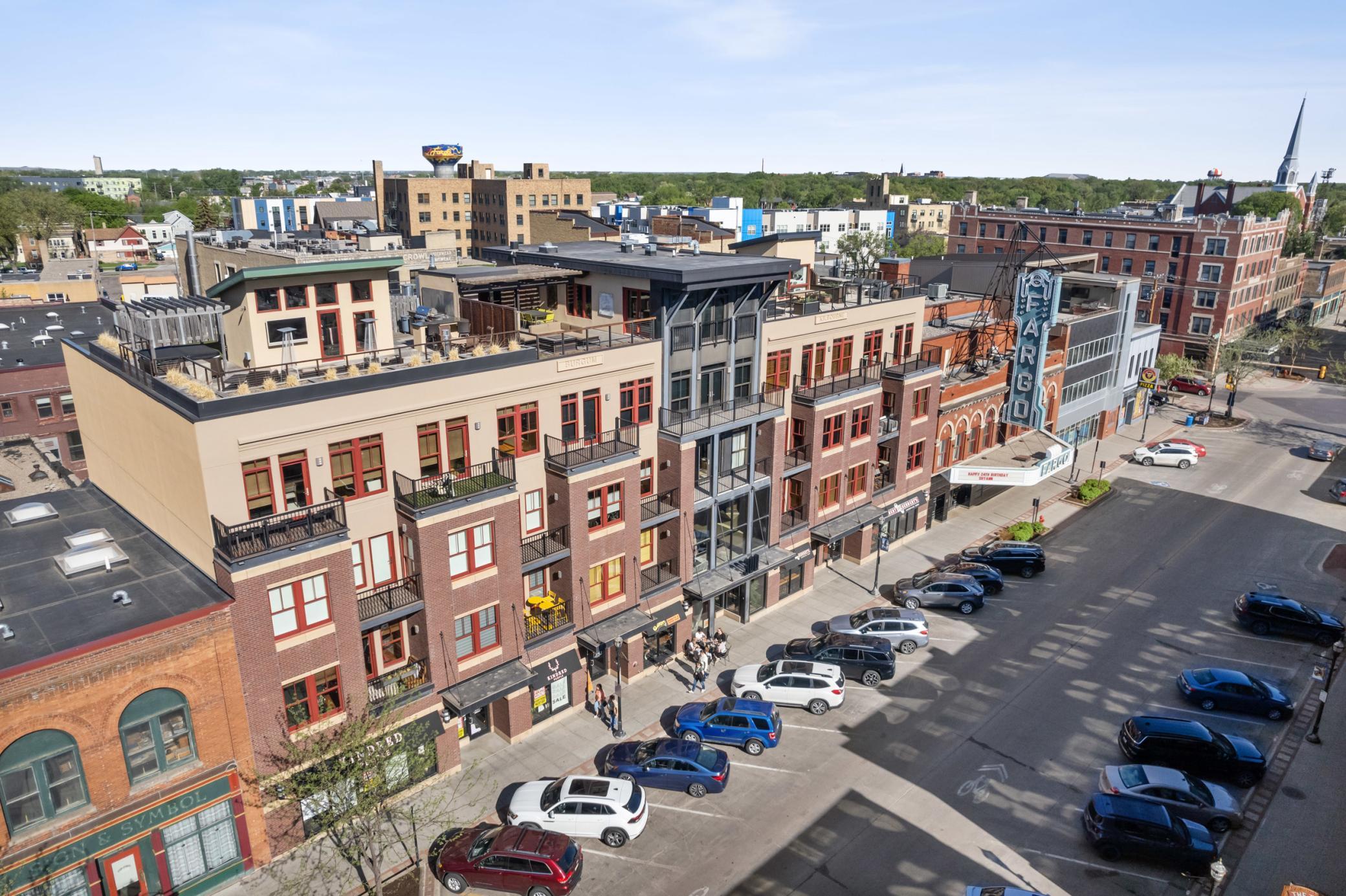 2007 condo for sale at 300 Broadway N, Unit 204 in Fargo, ND — 2 bed, 2 bath (photo 43 of 49)