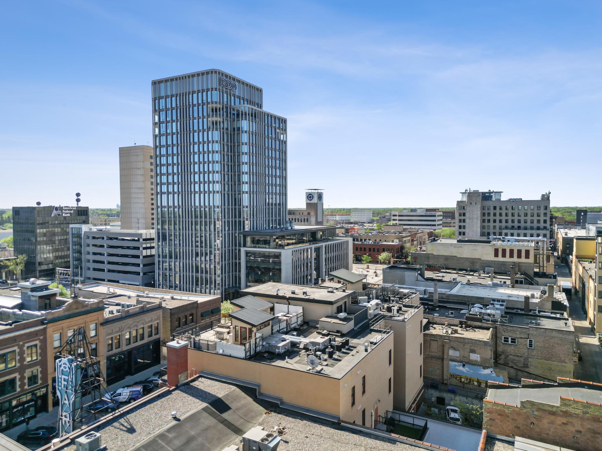 2007 condo for sale at 300 Broadway N, Unit 204 in Fargo, ND — 2 bed, 2 bath (photo 48 of 49)