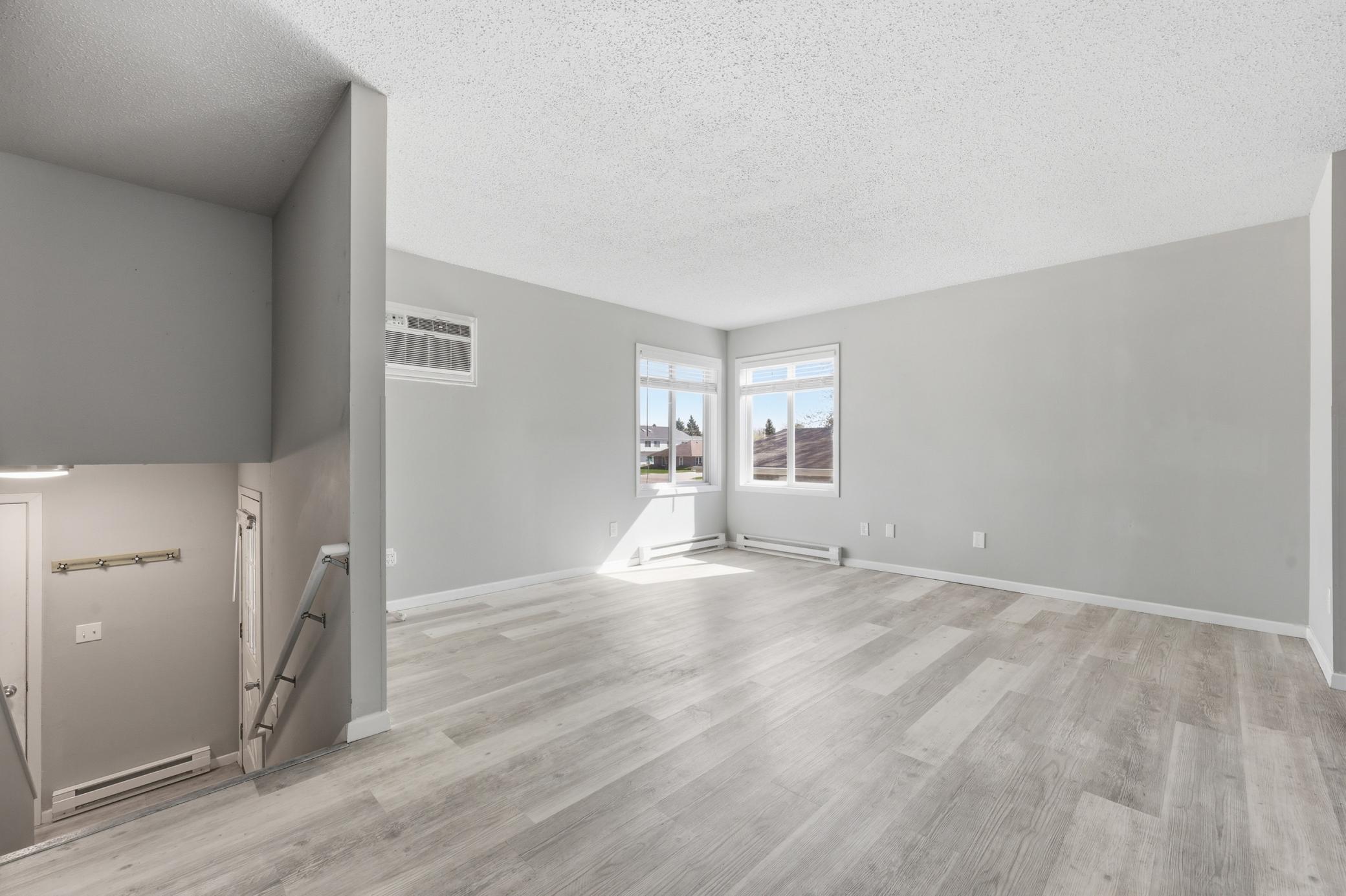 1808 28th Avenue S, Fargo ND 58103 - Photo 4 of 31
