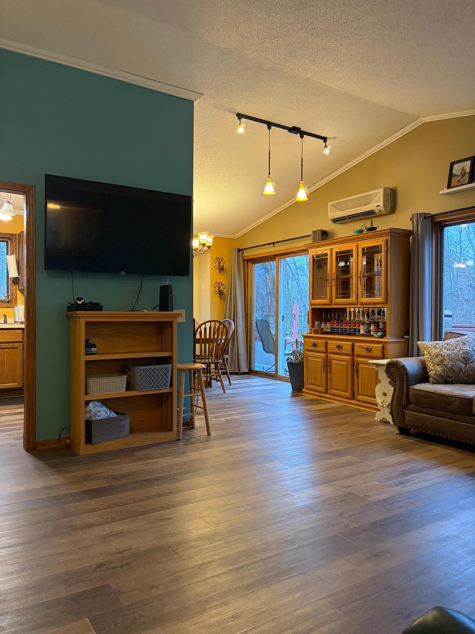 1992 single family home for sale at 765 Adams Avenue SW in Bemidji, MN — 4 bed, 2 bath (photo 11 of 40)