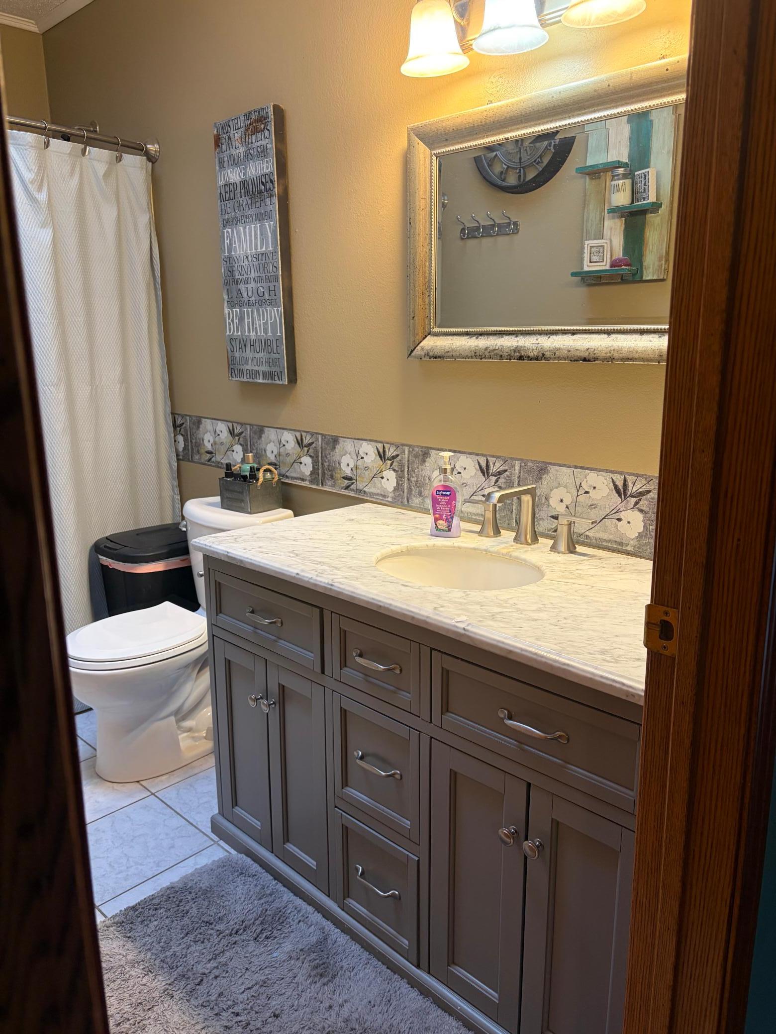 1992 single family home for sale at 765 Adams Avenue SW in Bemidji, MN — 4 bed, 2 bath (photo 16 of 40)