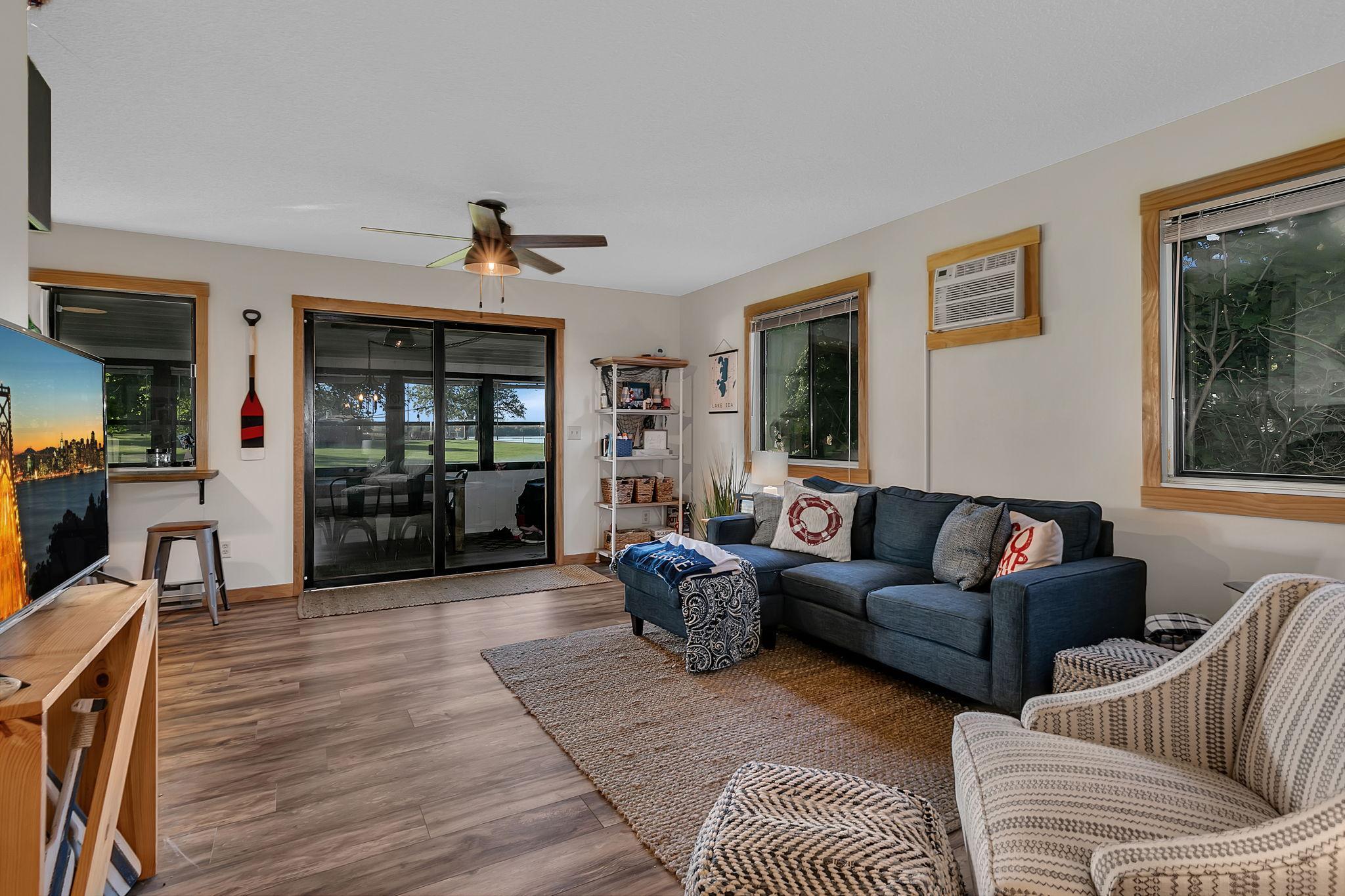 1988 single family home for sale at 3885 Wahtomin Trail NW in Alexandria, MN — 2 bed, 1 bath (photo 3 of 34)
