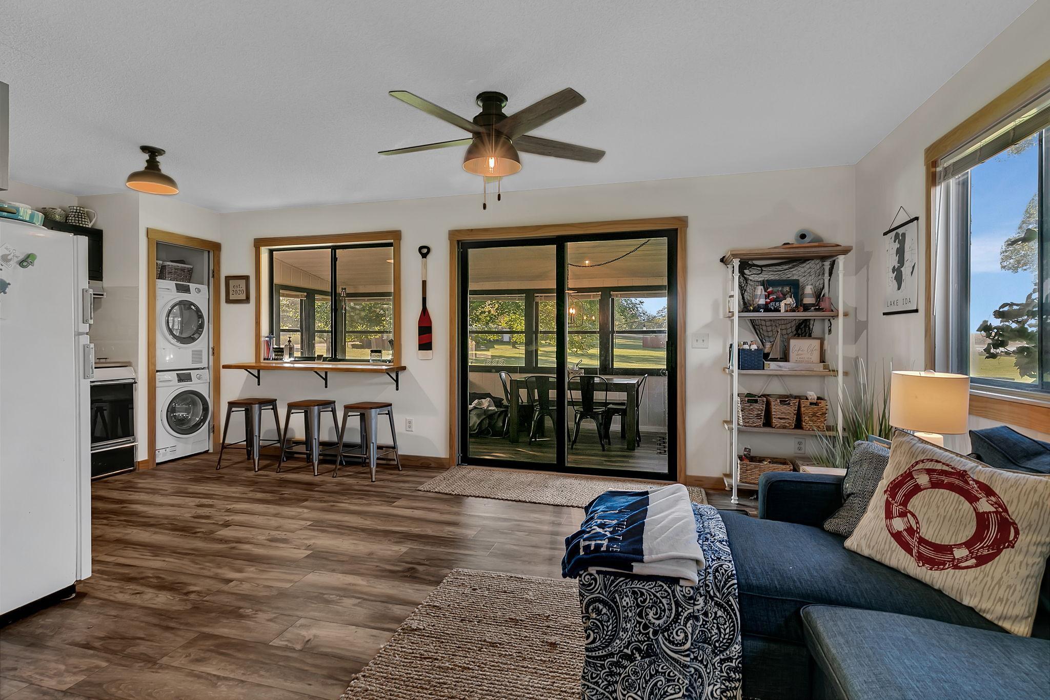 1988 single family home for sale at 3885 Wahtomin Trail NW in Alexandria, MN — 2 bed, 1 bath (photo 4 of 34)