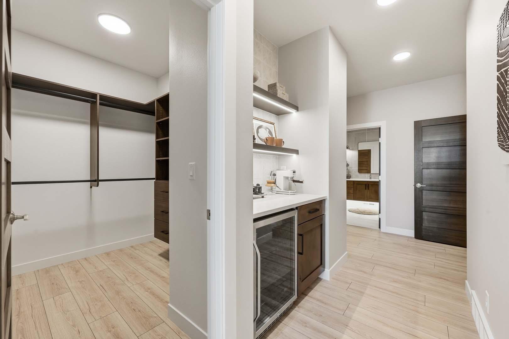 2025 single family home for sale at 6440 Sun Valley Boulevard in Horace, ND — 3 bed, 3 bath (photo 27 of 46)